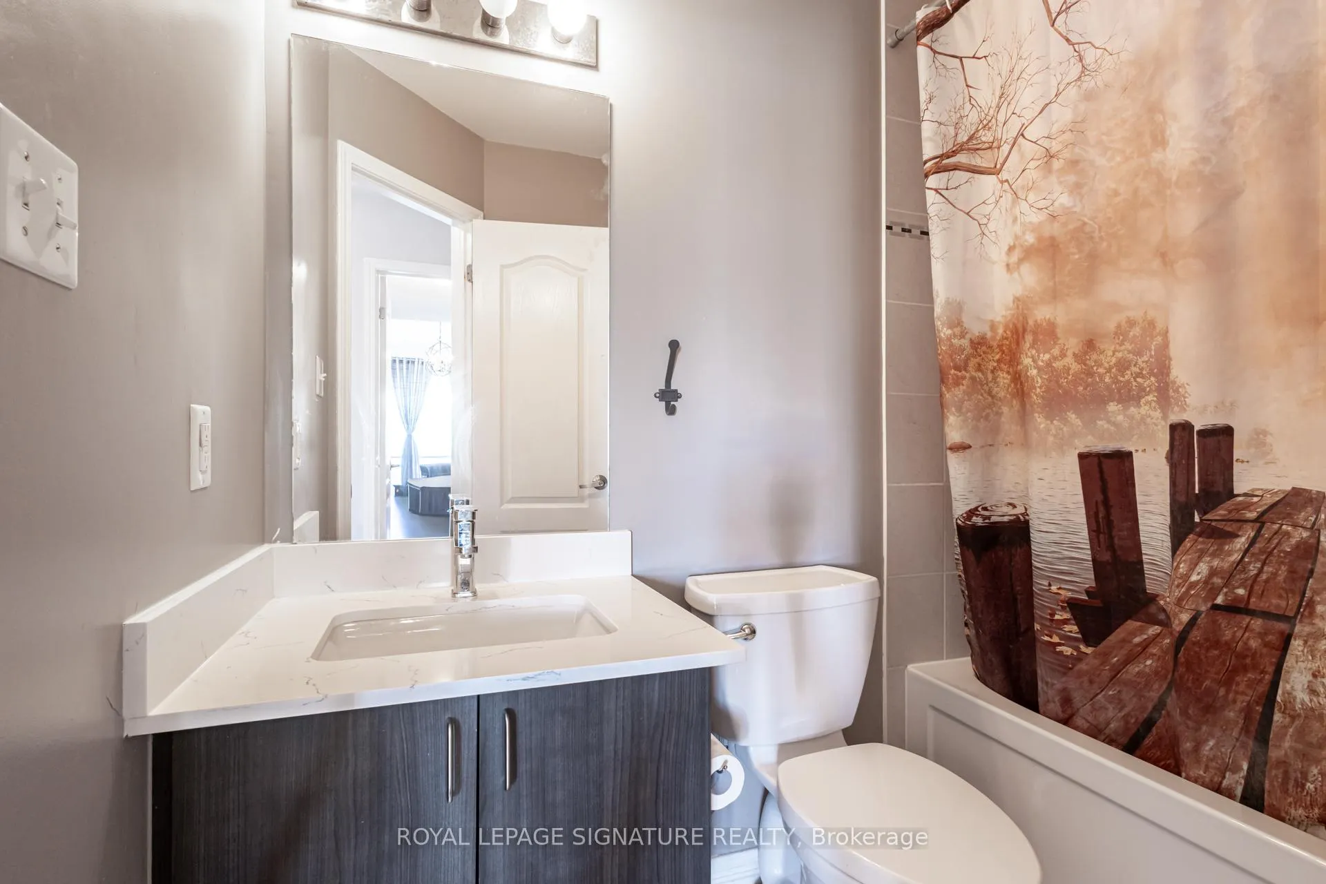 Photo 24 of Unit Upper, 2136 Galloway Street, Innisfil, Alcona — HOMEH