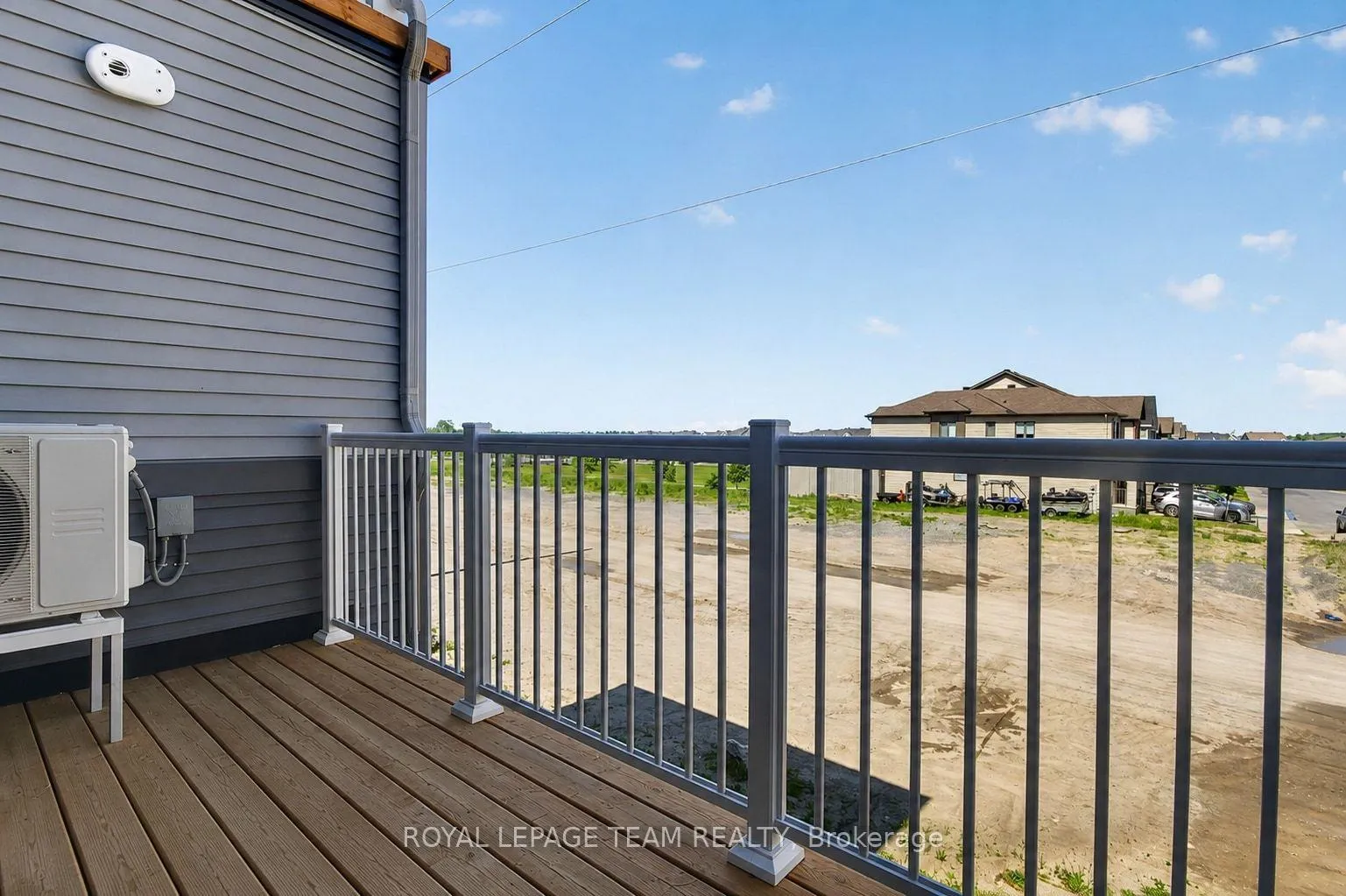 Photo 14 of 720 Lillian Freiman Private, Ottawa, Barrhaven - Half Moon Bay — HOMEH