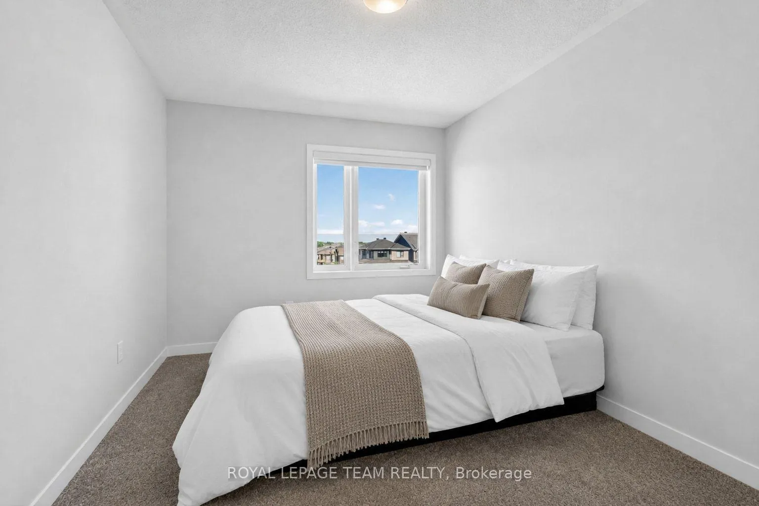 Photo 32 of 720 Lillian Freiman Private, Ottawa, Barrhaven - Half Moon Bay — HOMEH