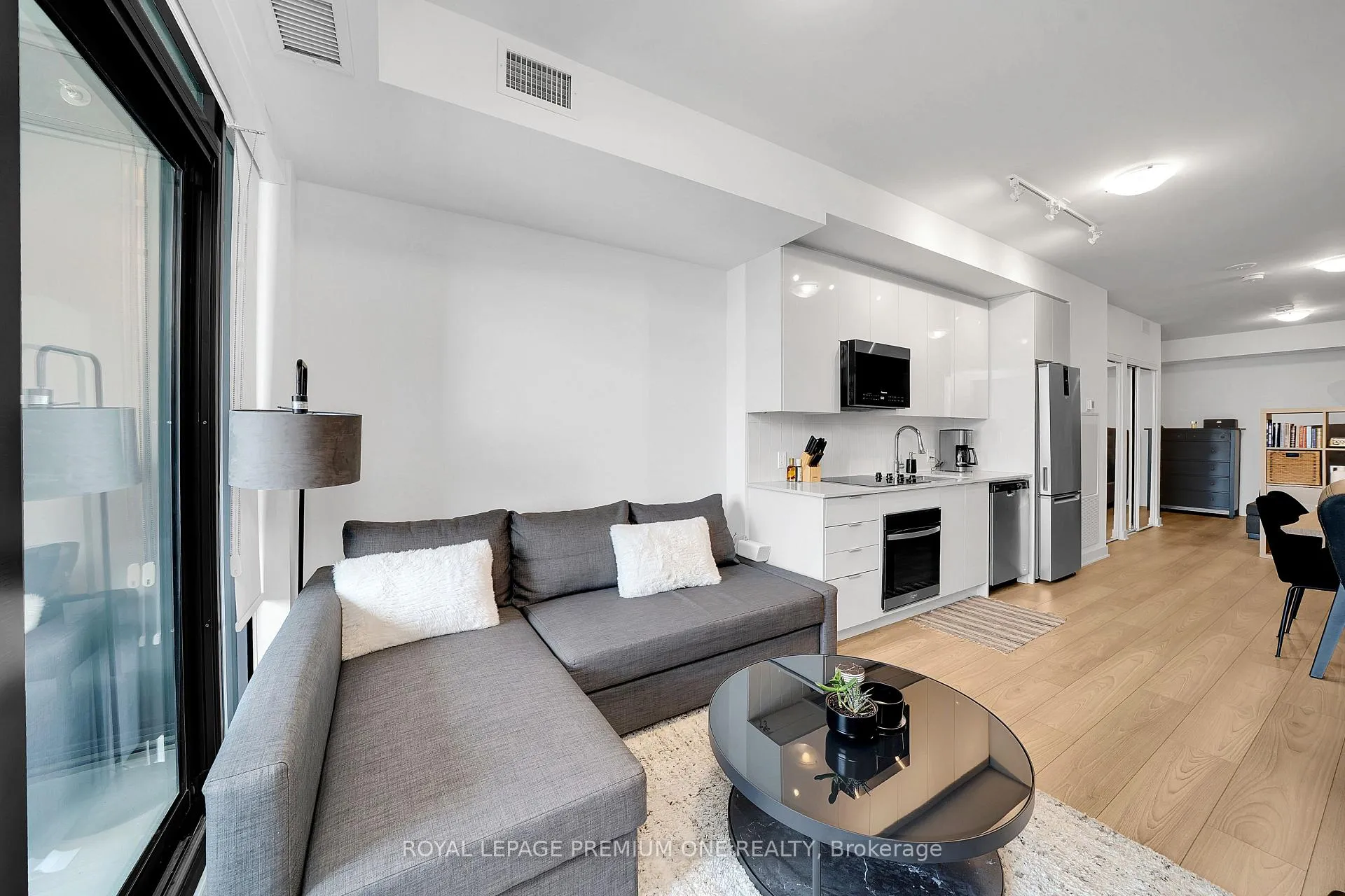 Photo 7 of Unit 1113, 2920 Highway 7 Road, Vaughan, Concord — HOMEH