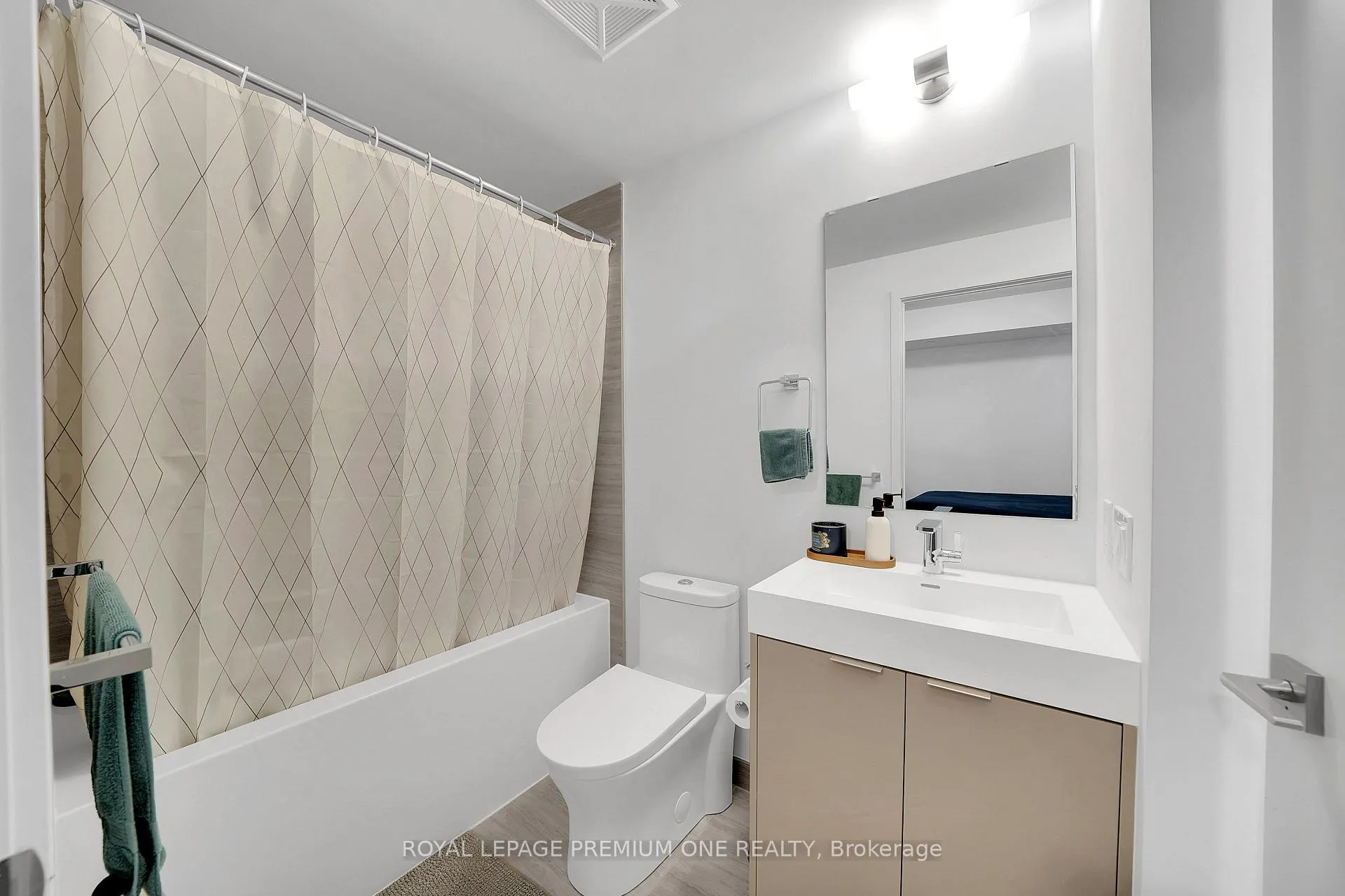 Photo 10 of Unit 1113, 2920 Highway 7 Road, Vaughan, Concord — HOMEH