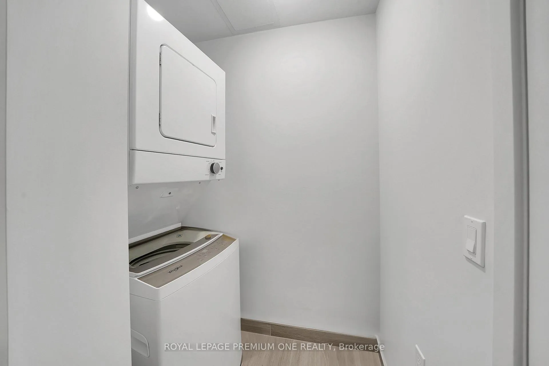 Photo 11 of Unit 1113, 2920 Highway 7 Road, Vaughan, Concord — HOMEH