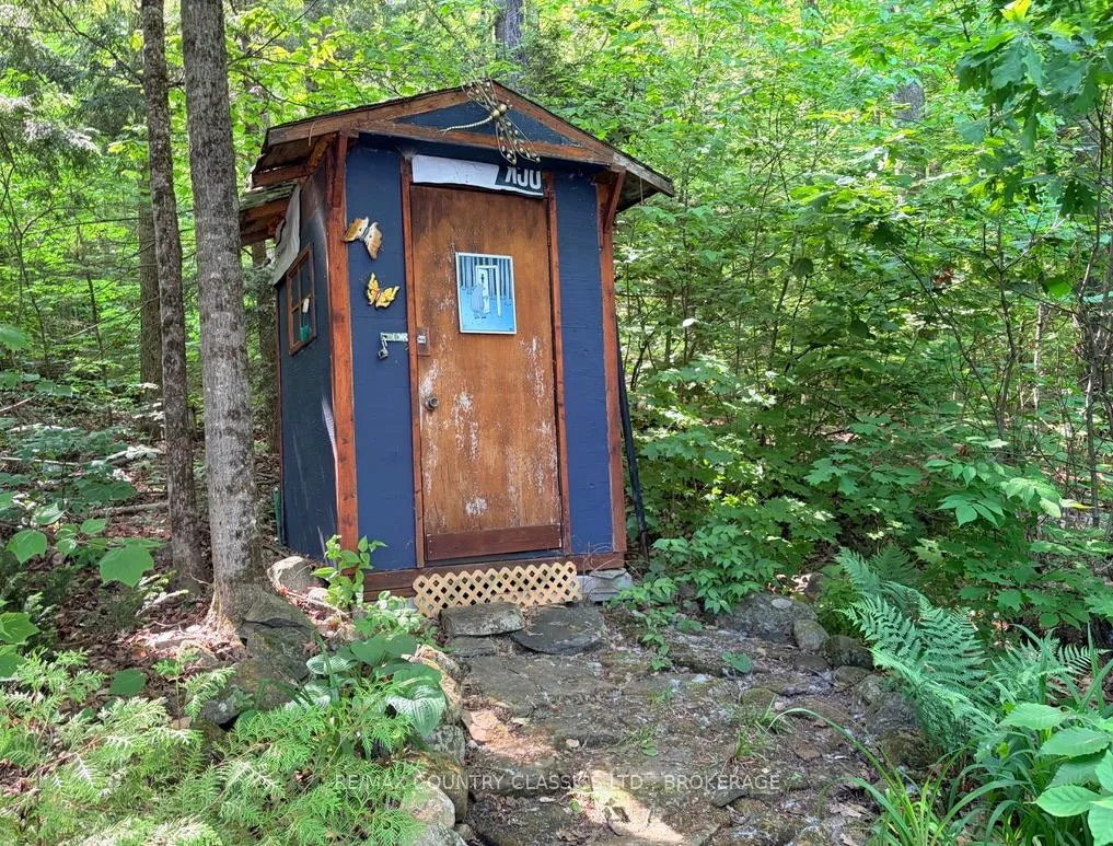 Photo 12 of 3430 Shabomeka Lake, Frontenac, Frontenac North — HOMEH