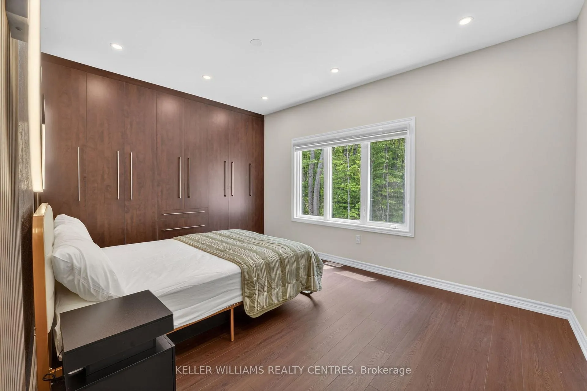 Photo 22 of 125 Mceachern Lane, Gravenhurst, Muskoka (S) — HOMEH