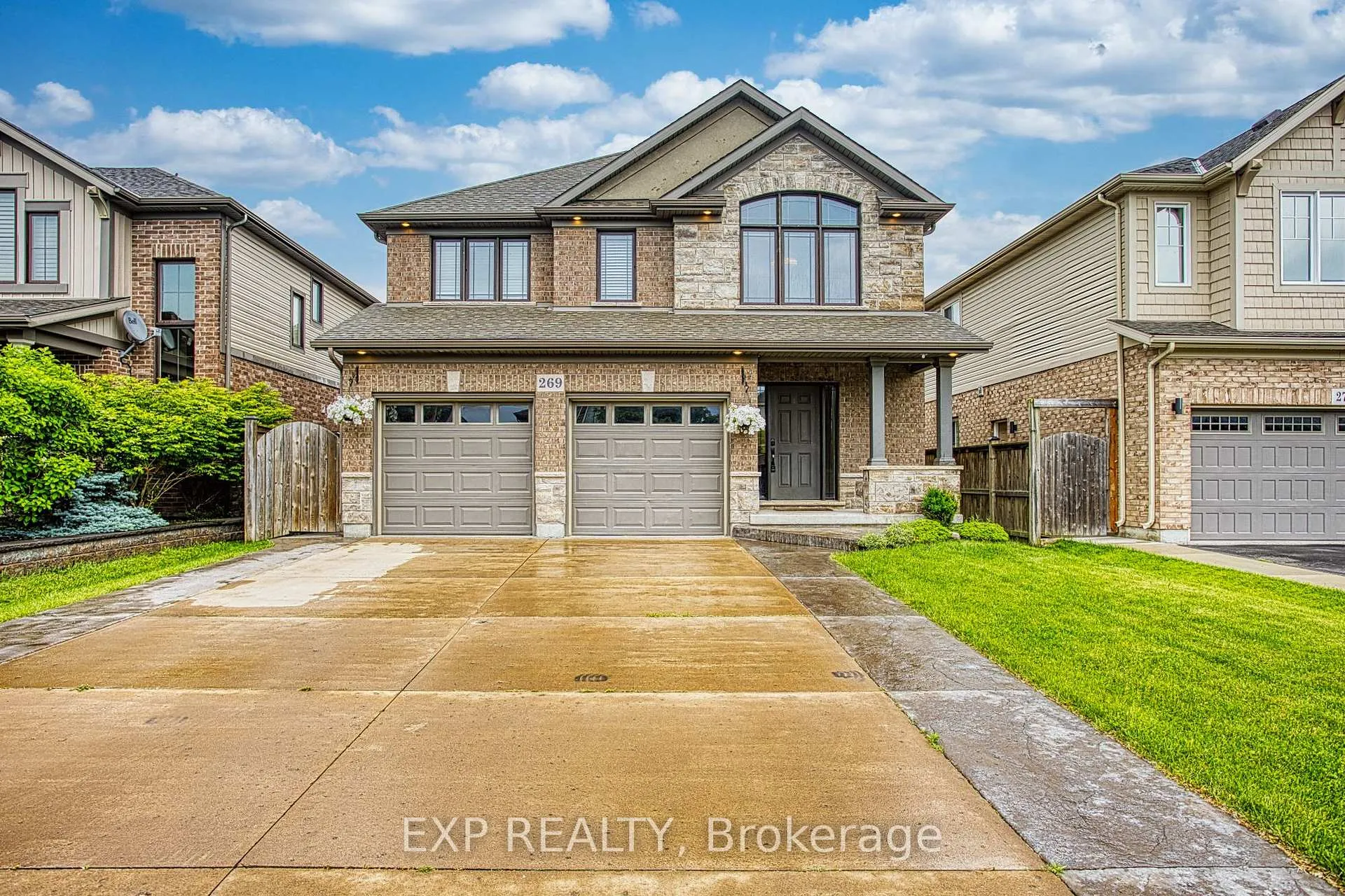 Photo 2 of 269 Cardinal Crescent, Welland, Coyle Creek — HOMEH