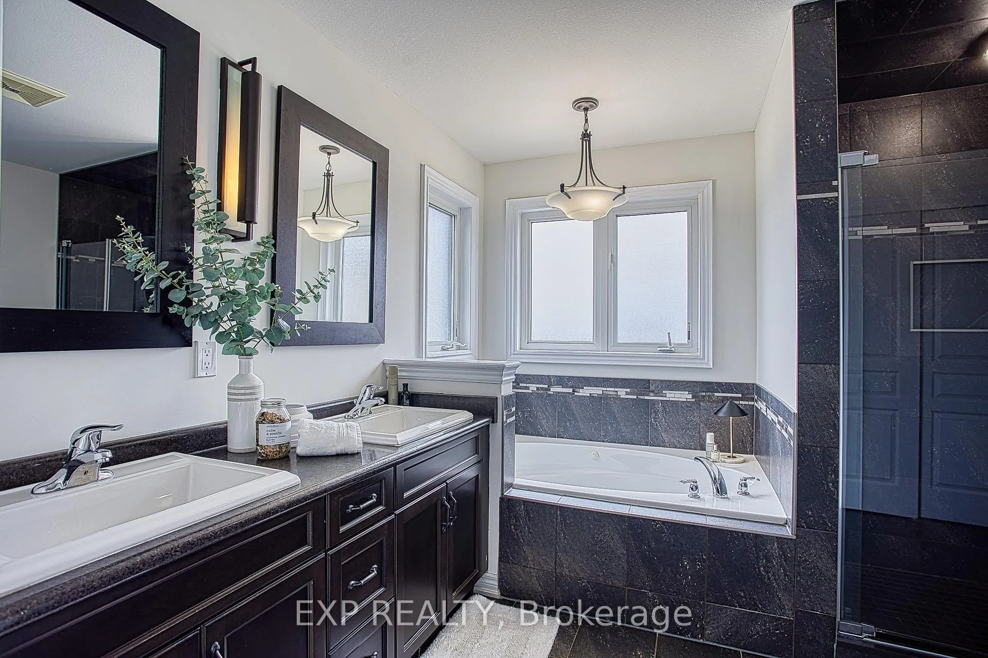 Photo 29 of 269 Cardinal Crescent, Welland, Coyle Creek — HOMEH