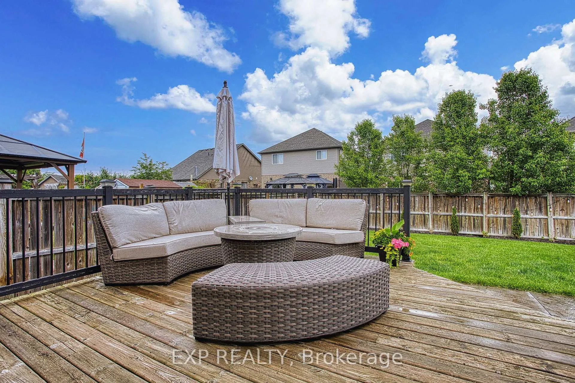 Photo 40 of 269 Cardinal Crescent, Welland, Coyle Creek — HOMEH