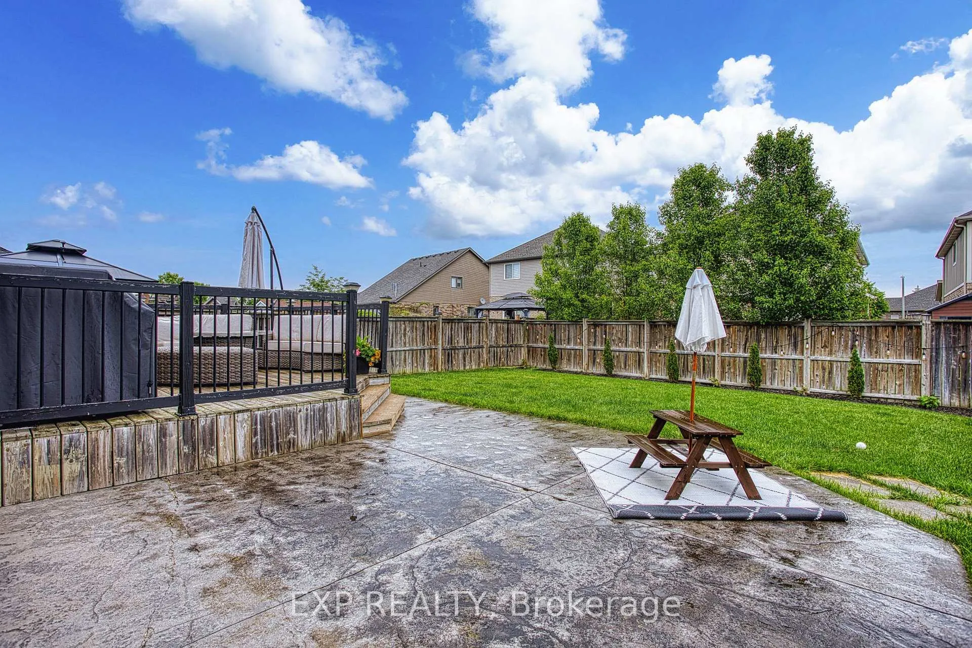 Photo 42 of 269 Cardinal Crescent, Welland, Coyle Creek — HOMEH