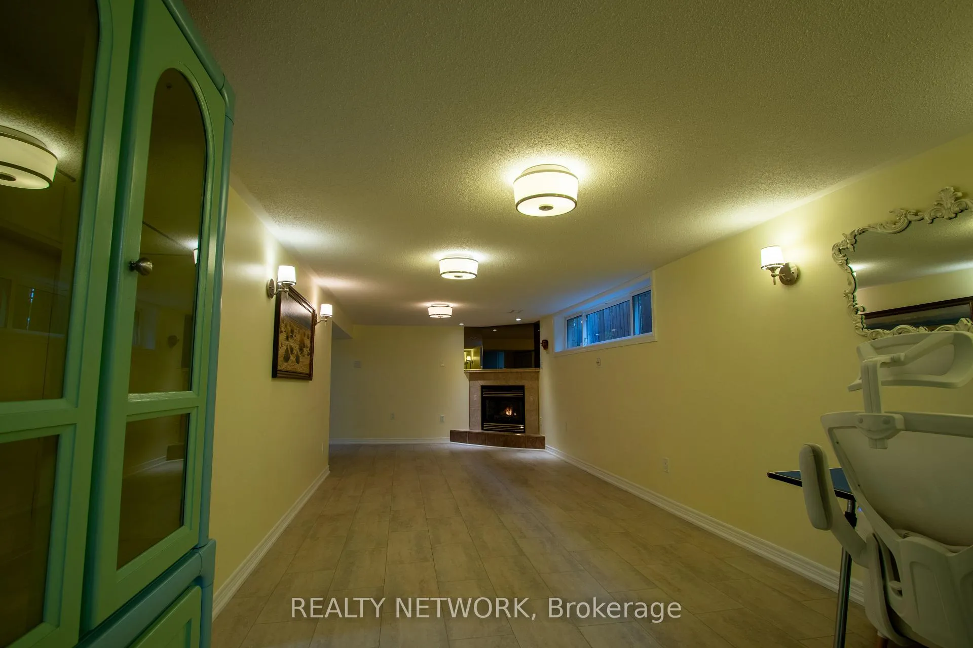 Photo 9 of 652 Upper Wentworth Street, Hamilton, Hill Park — HOMEH