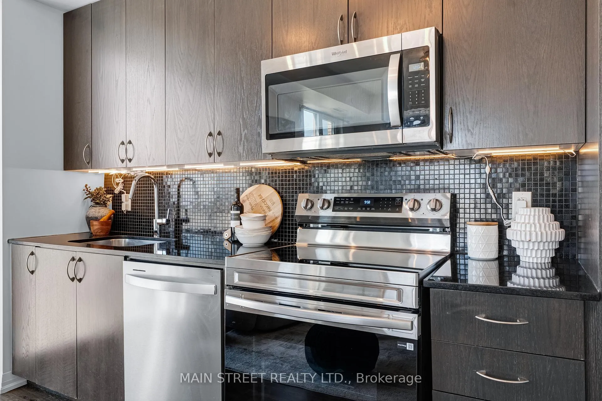 Photo 13 of Unit 1006, 9560 Markham Road, Markham, Wismer — HOMEH