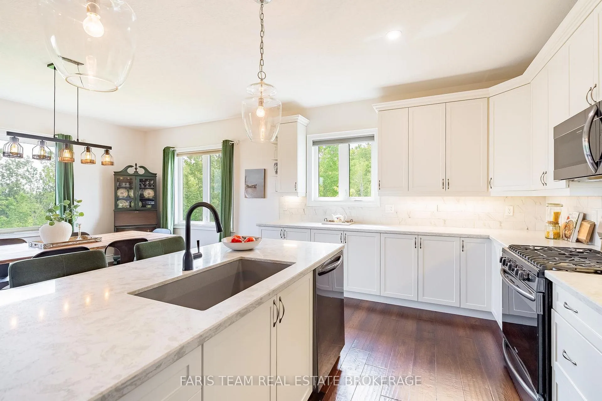 Photo 9 of 1607 Georgian Heights Boulevard, Severn, Fesserton — HOMEH