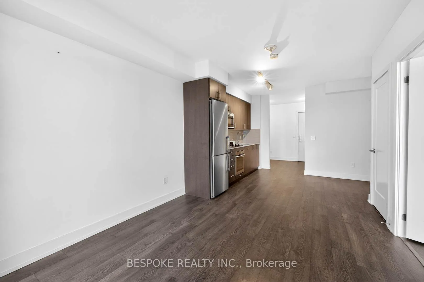 Photo 14 of Unit 612, 2550 Simcoe Street N, Oshawa, Windfields — HOMEH