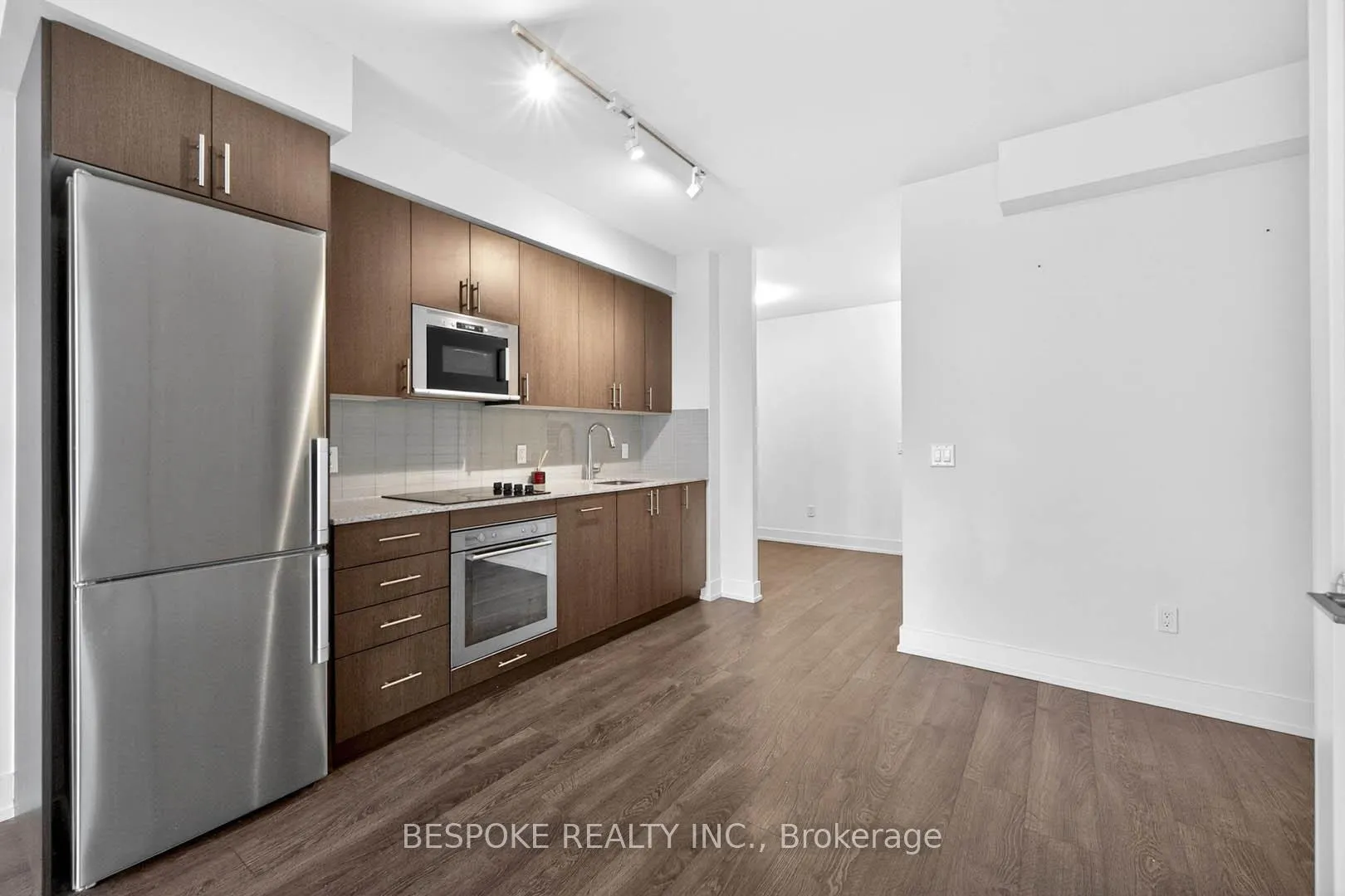 Photo 16 of Unit 612, 2550 Simcoe Street N, Oshawa, Windfields — HOMEH