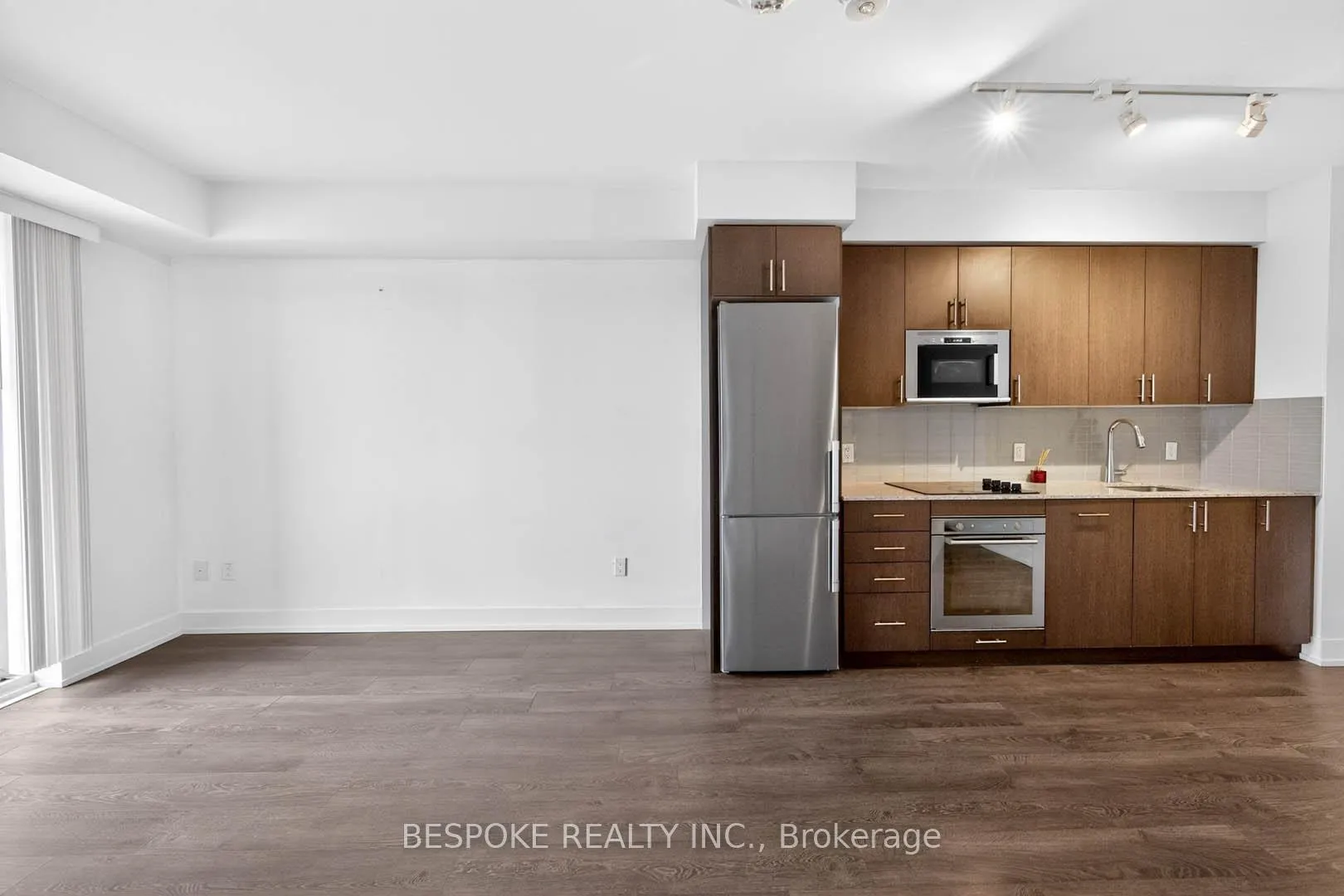 Photo 17 of Unit 612, 2550 Simcoe Street N, Oshawa, Windfields — HOMEH
