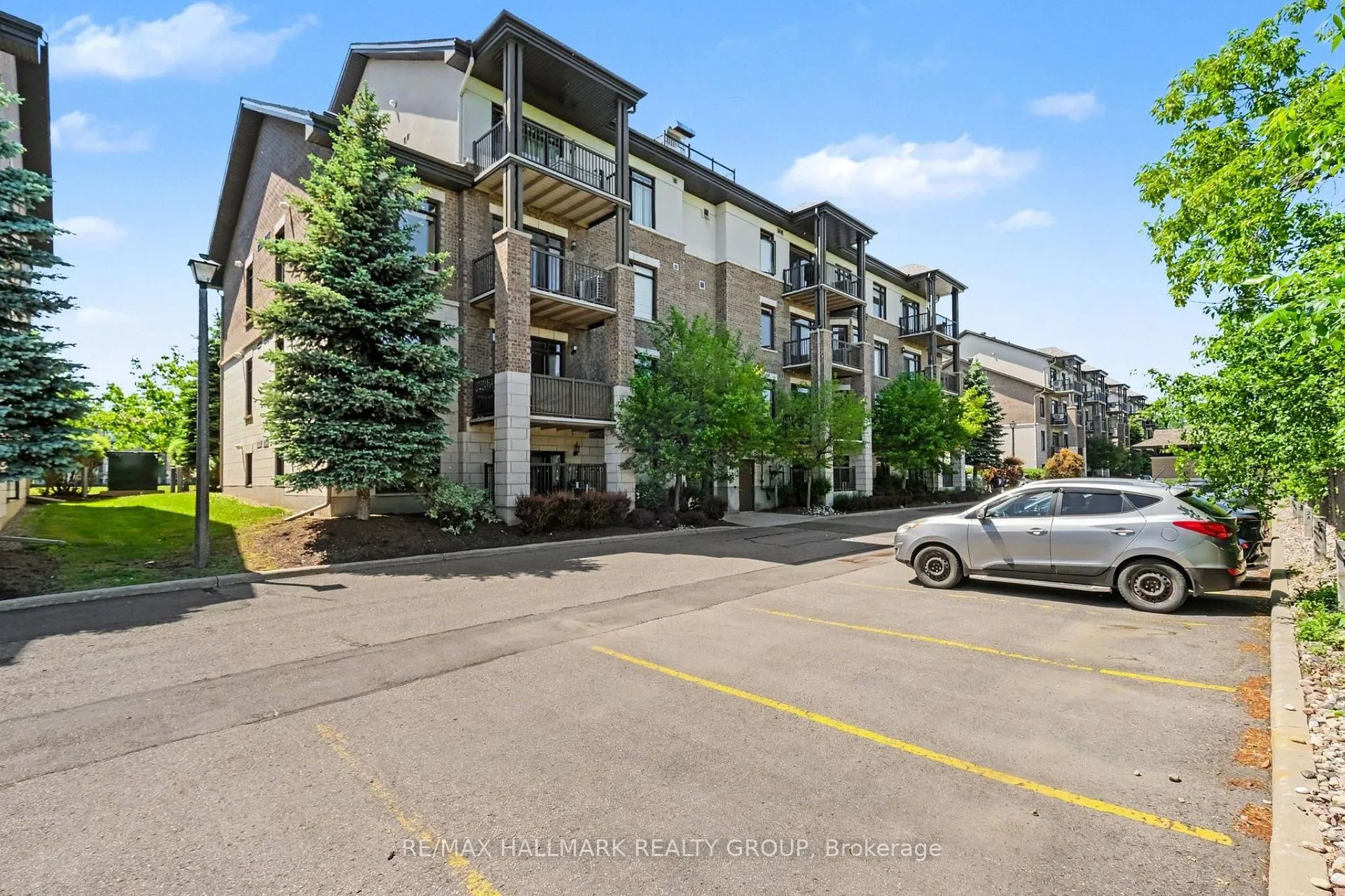 Photo 23 of Unit 303, 755 Beauparc Private, Ottawa, Cyrville — HOMEH