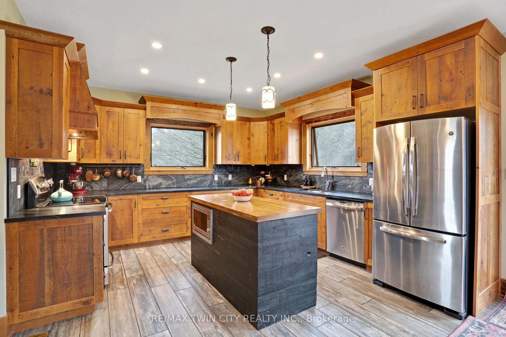 Photo 14 of 3612 Indian Trail, Hamilton, Rural Ancaster — HOMEH