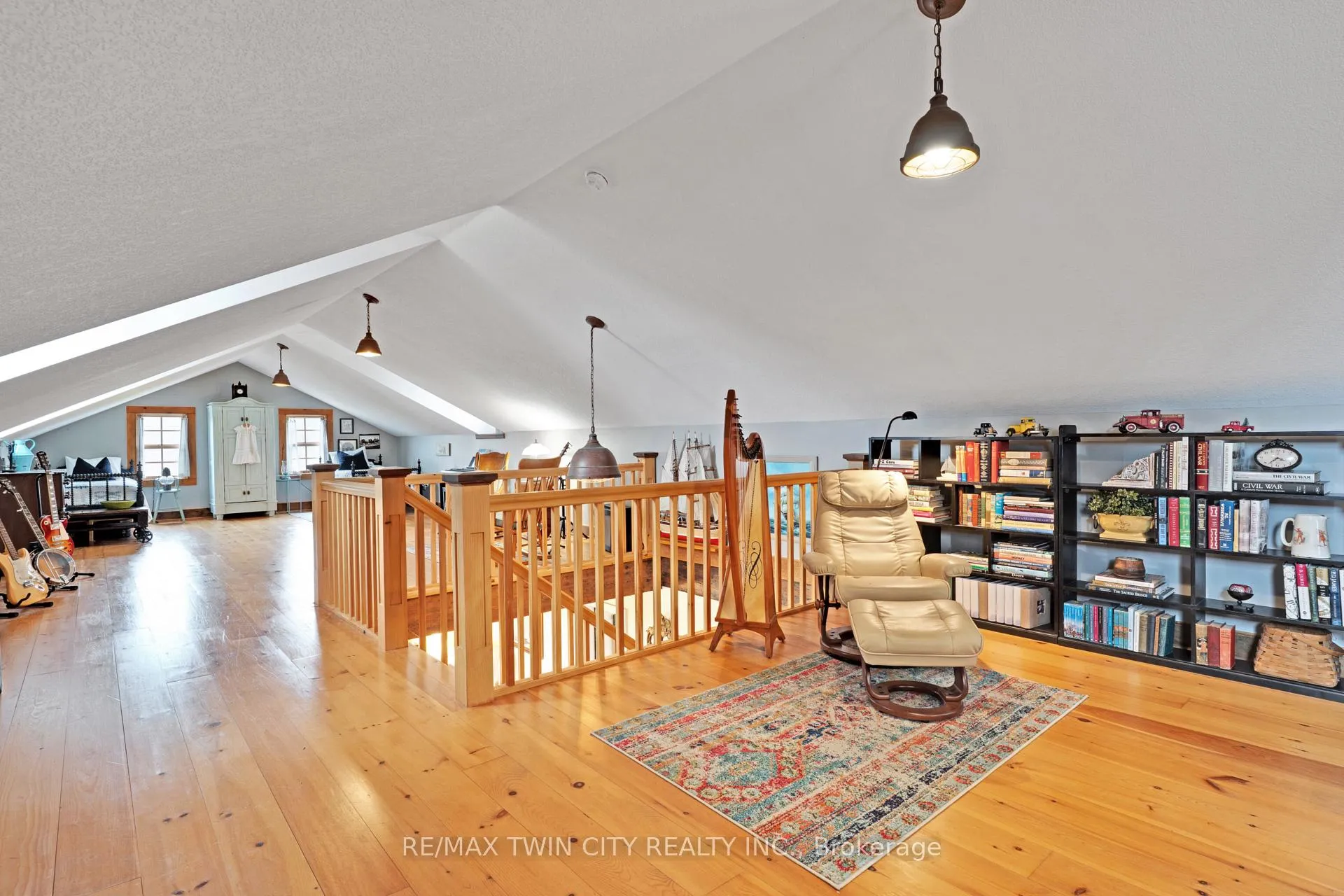 Photo 40 of 3612 Indian Trail, Hamilton, Rural Ancaster — HOMEH