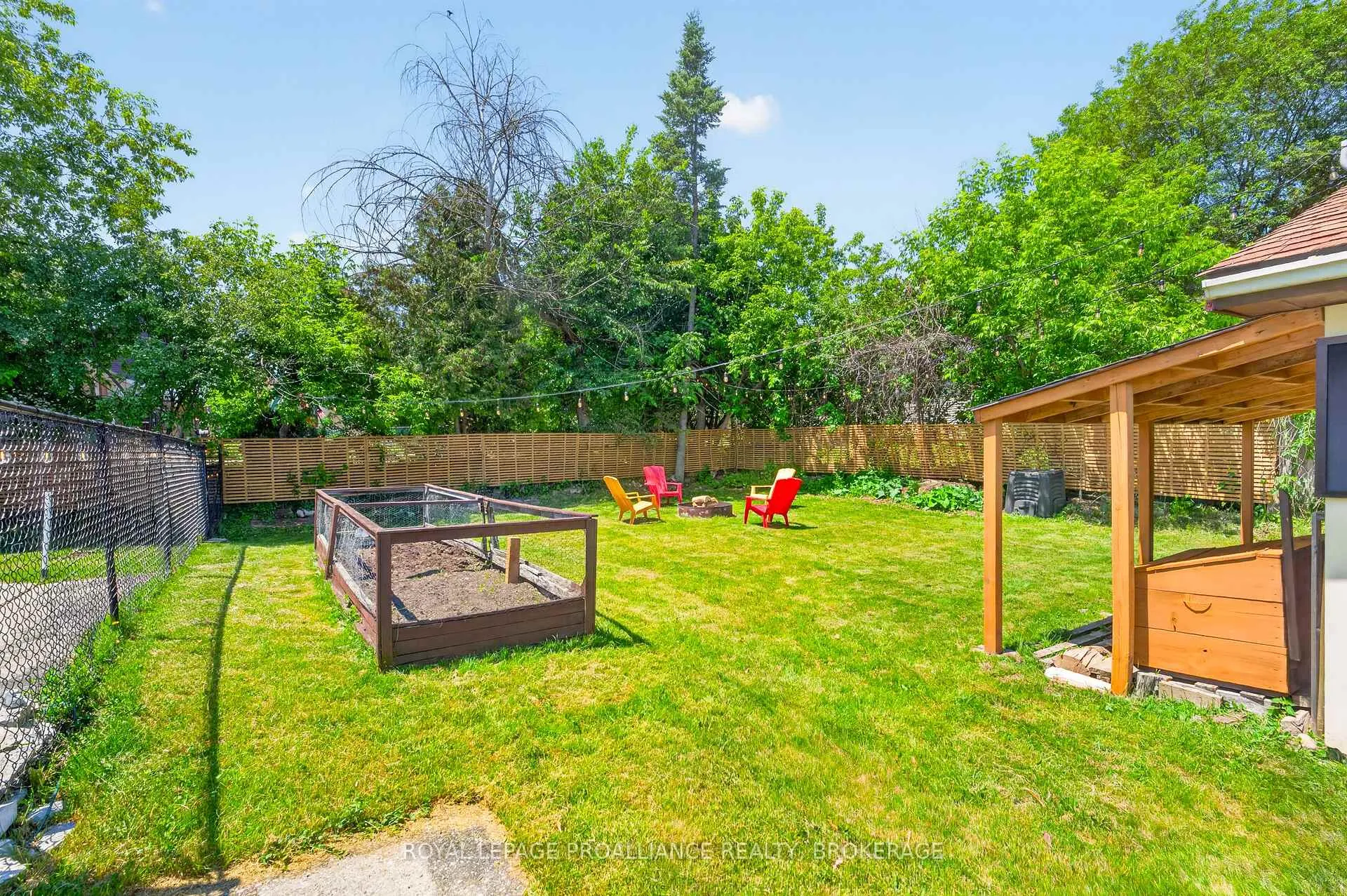 Photo 23 of 1268 Glenmore Avenue, Kingston, South of Taylor-Kidd Blvd — HOMEH