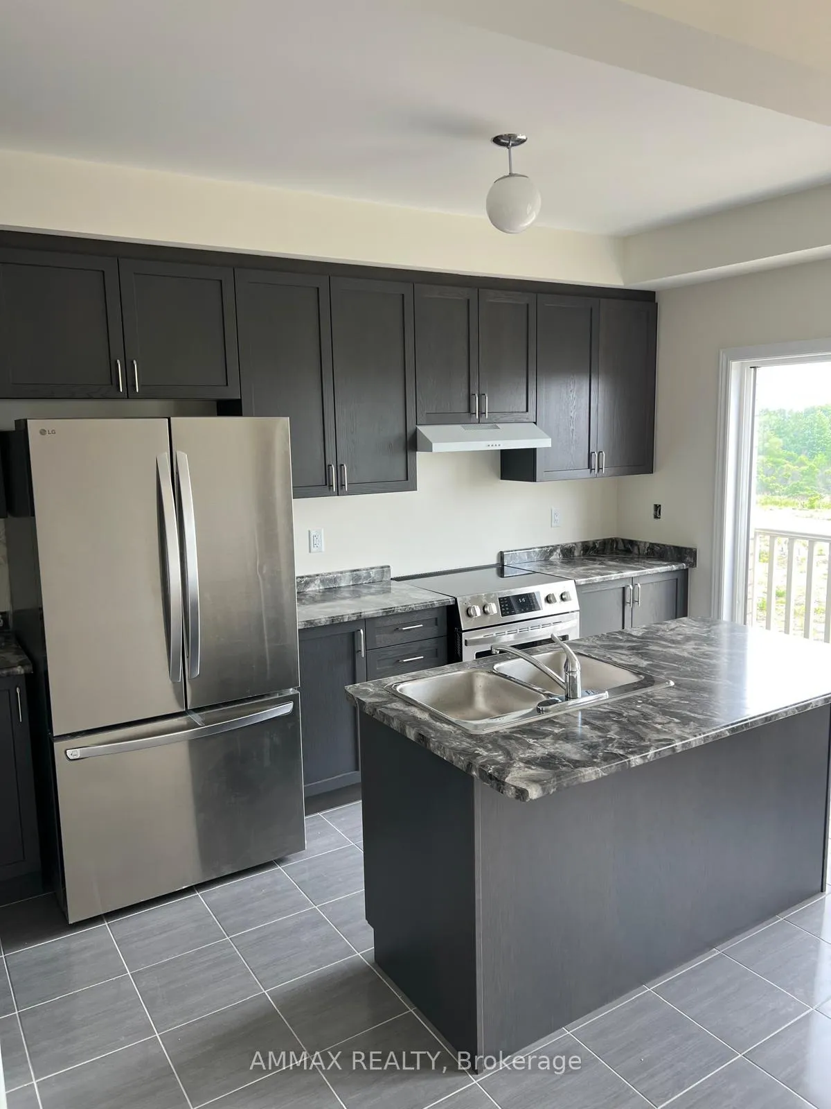 Photo 7 of 1173 Sea Mist Street, Pickering, Rural Pickering — HOMEH