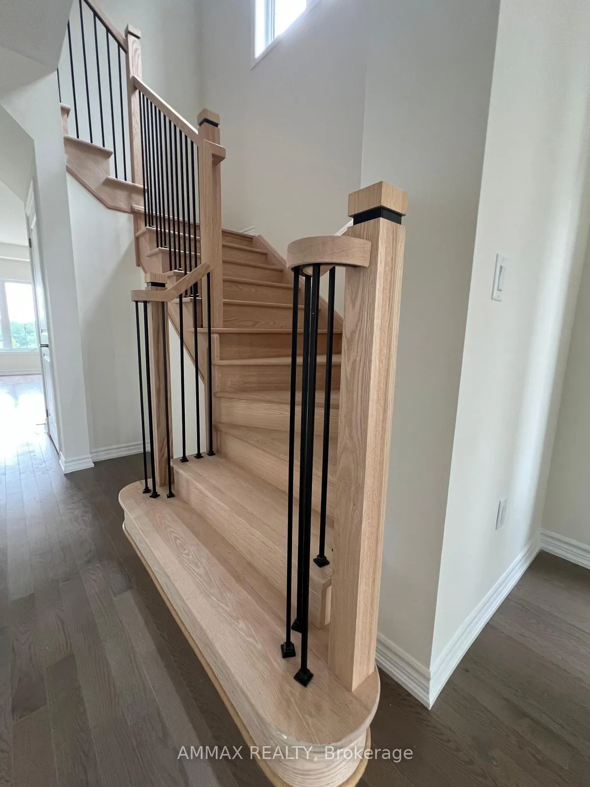 Photo 10 of 1173 Sea Mist Street, Pickering, Rural Pickering — HOMEH