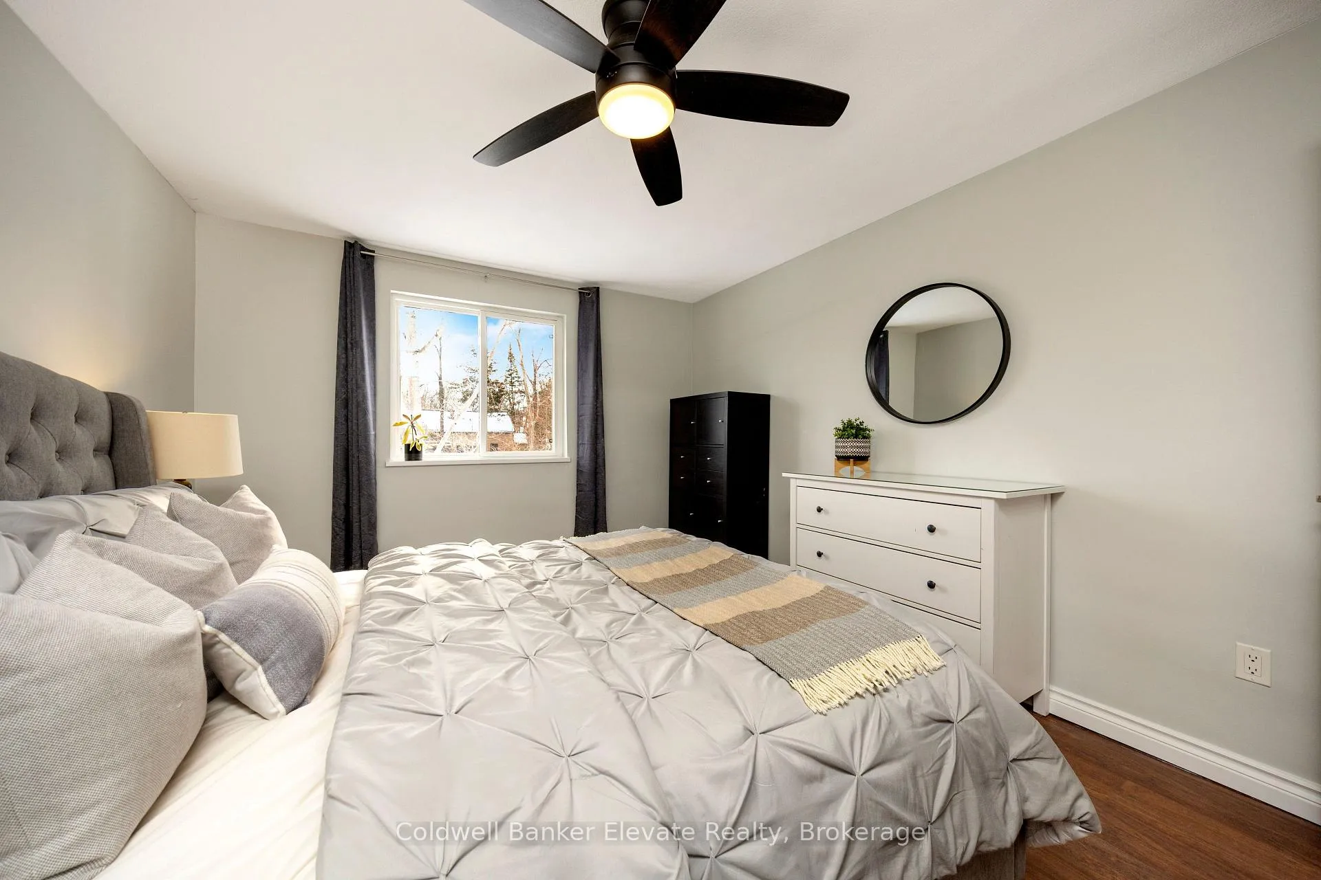Photo 18 of Unit 402, 49 Park Avenue, Halton Hills, Georgetown — HOMEH