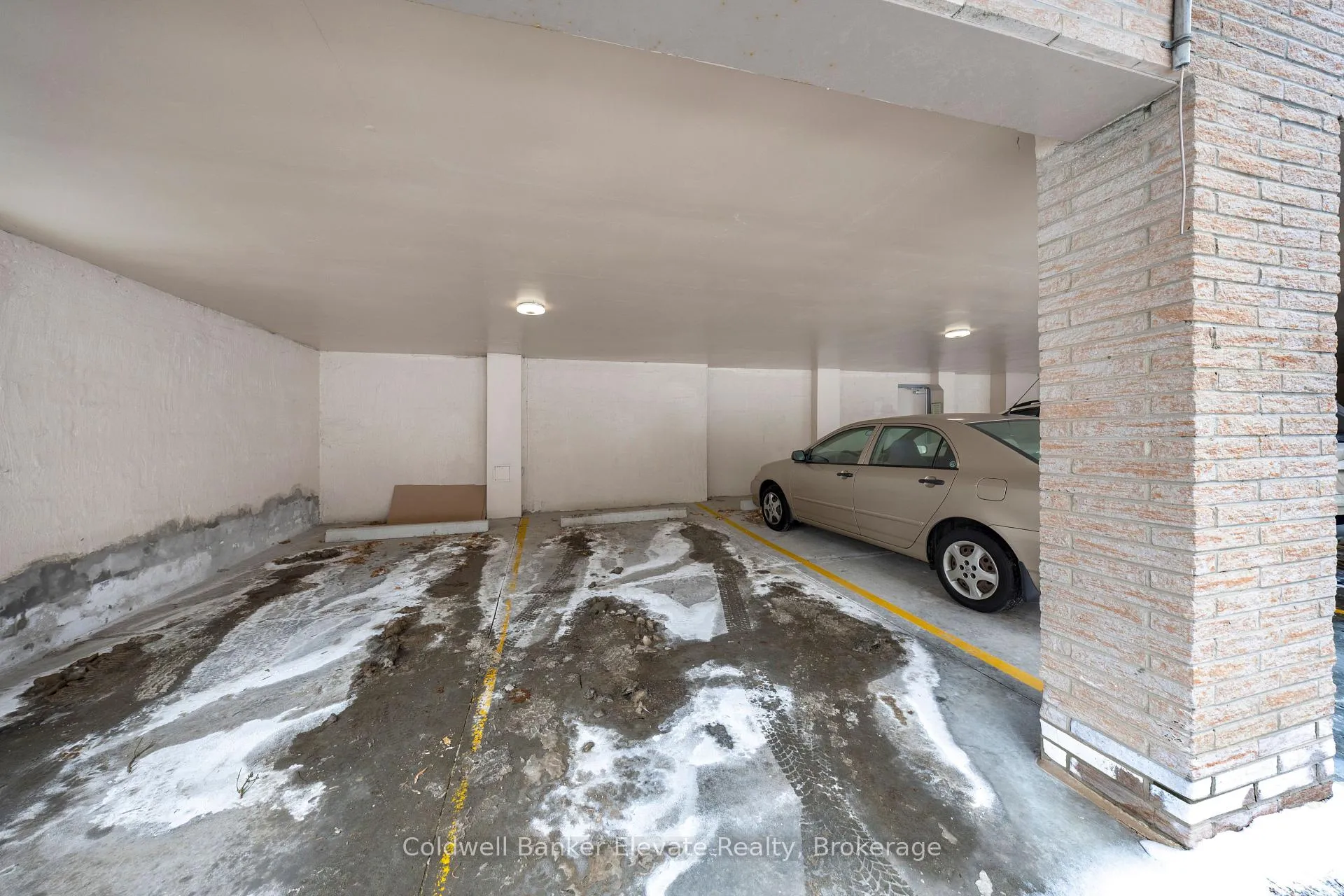 Photo 22 of Unit 402, 49 Park Avenue, Halton Hills, Georgetown — HOMEH