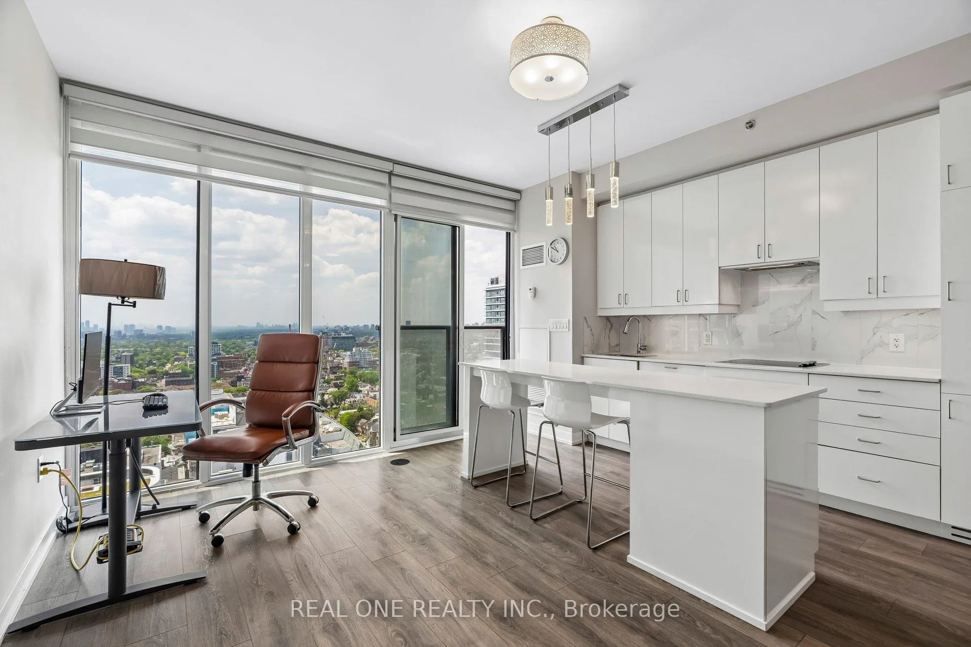 Photo 25 of Unit 3102, 426 University Avenue, Toronto, University — HOMEH