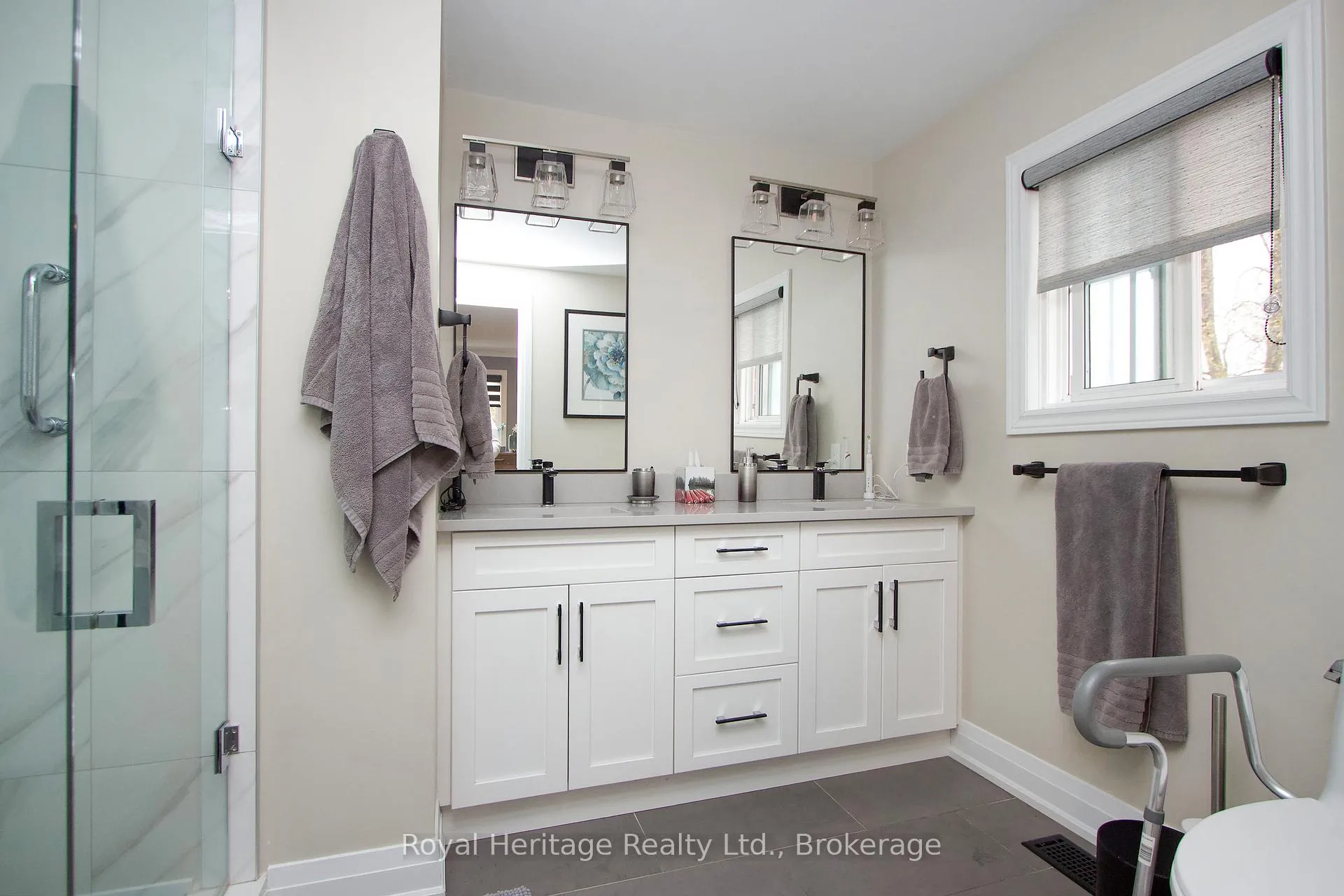 Photo 24 of 27 Clovelly Drive, Whitby, Blue Grass Meadows — HOMEH