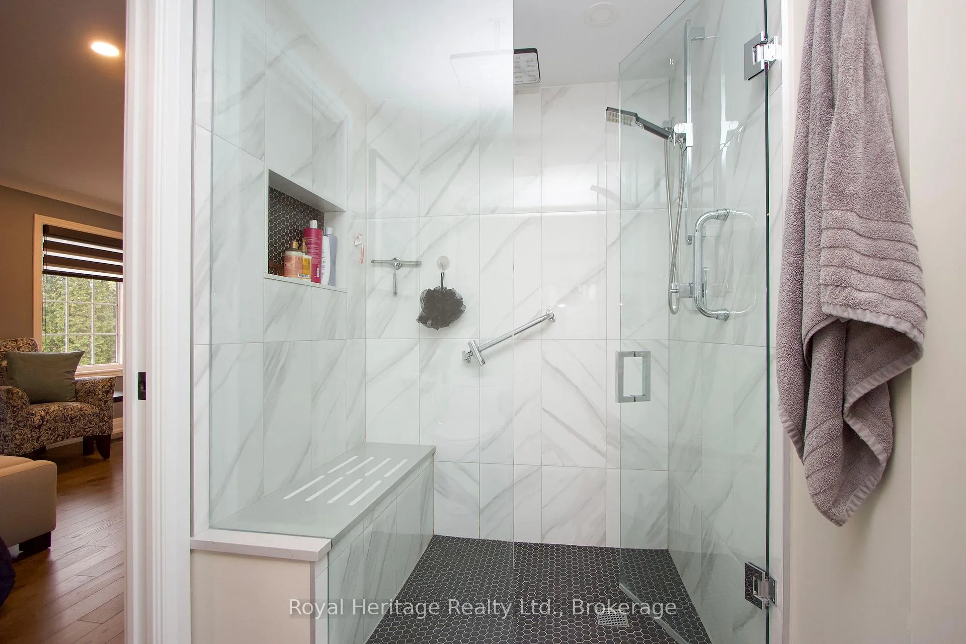 Photo 25 of 27 Clovelly Drive, Whitby, Blue Grass Meadows — HOMEH