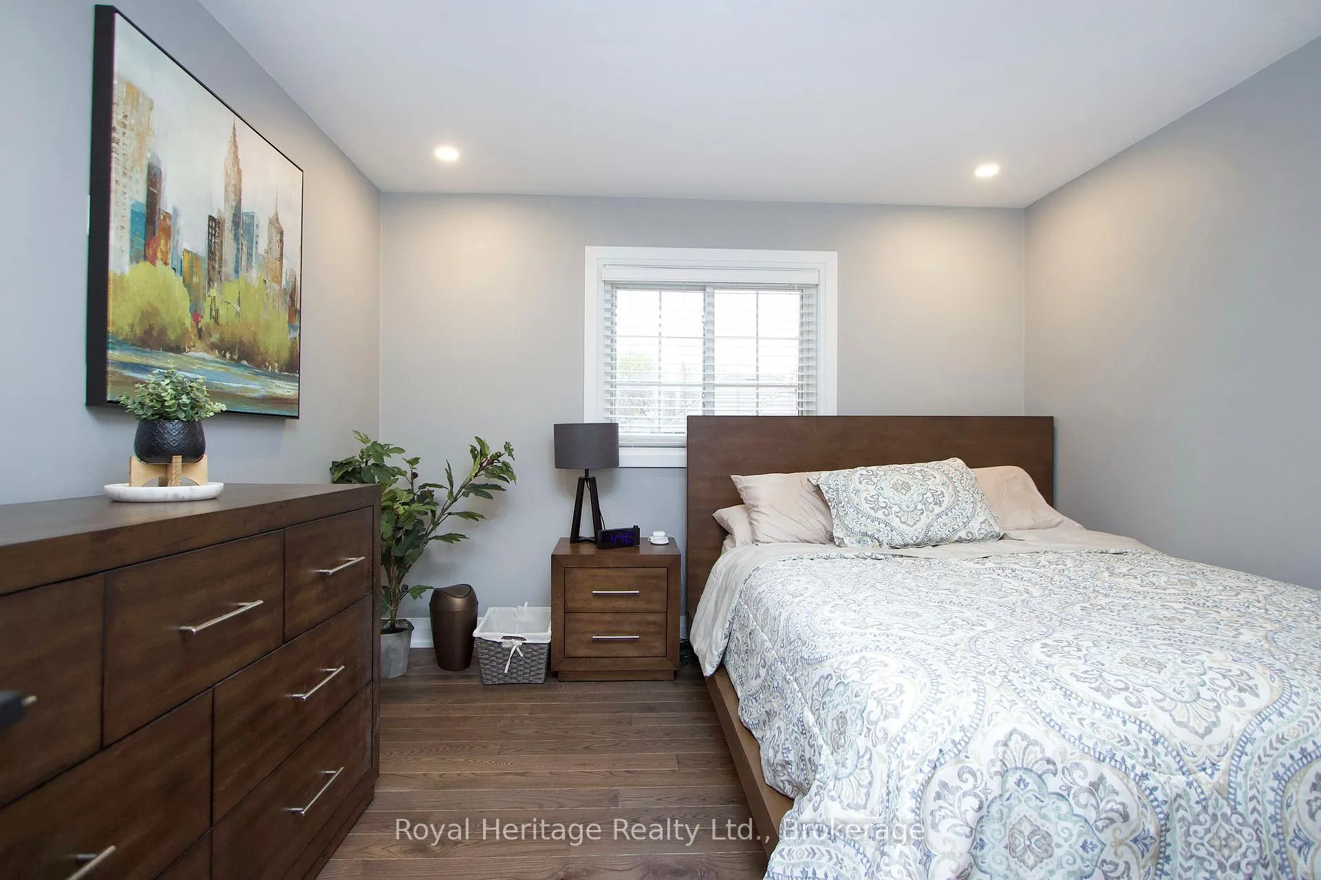 Photo 27 of 27 Clovelly Drive, Whitby, Blue Grass Meadows — HOMEH