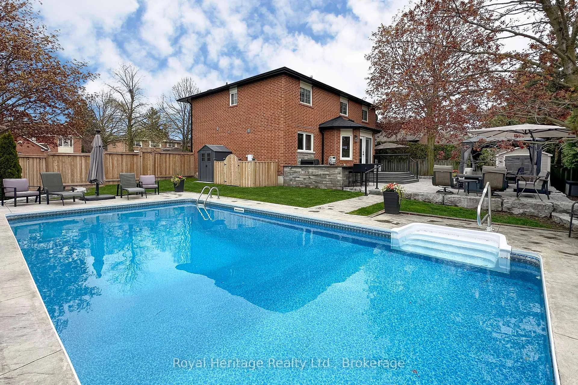 Photo 37 of 27 Clovelly Drive, Whitby, Blue Grass Meadows — HOMEH