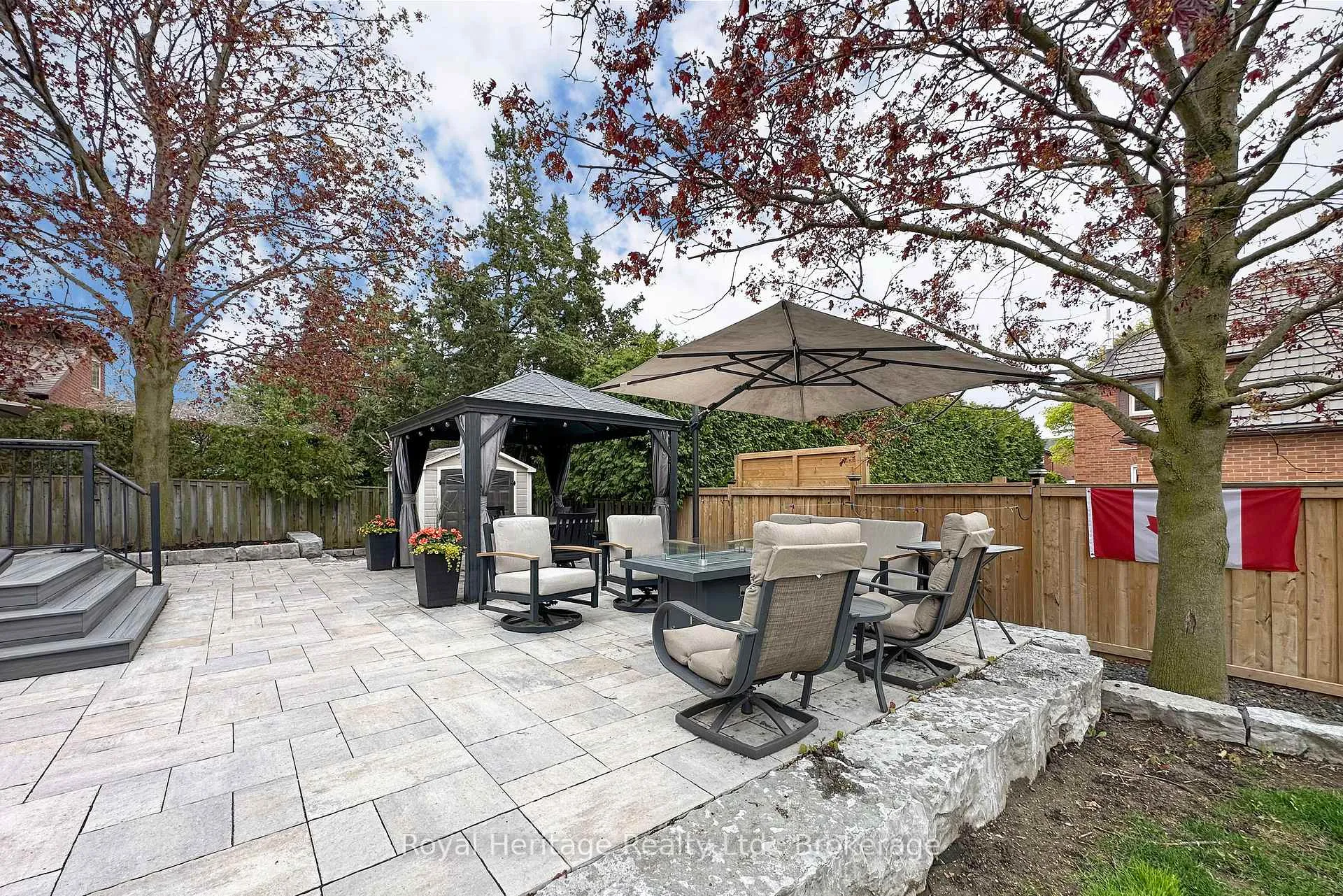 Photo 39 of 27 Clovelly Drive, Whitby, Blue Grass Meadows — HOMEH