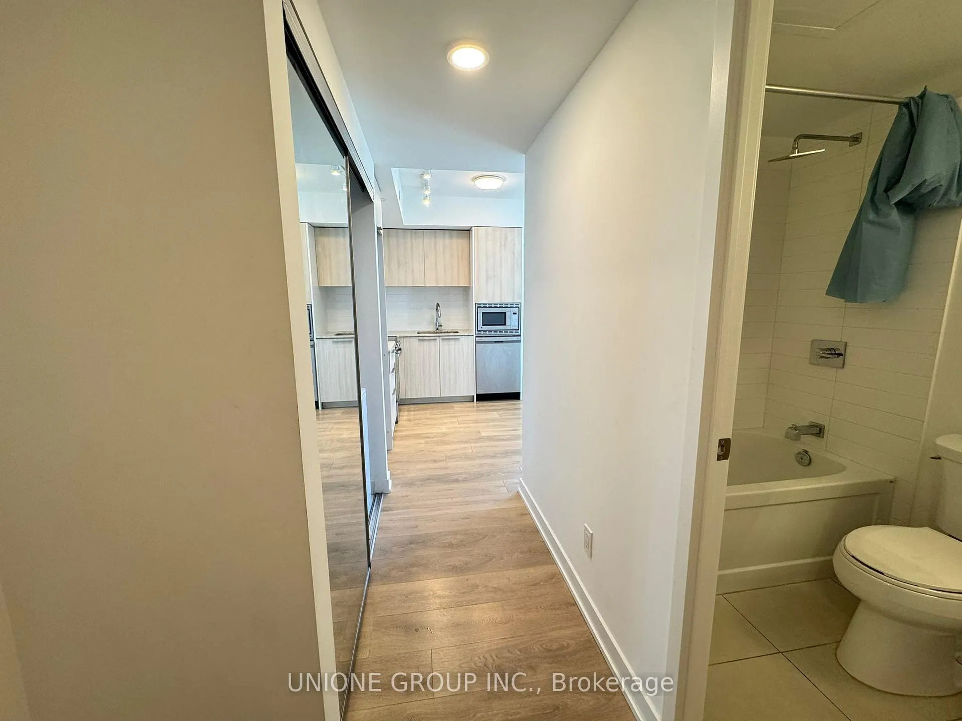 Photo 3 of Unit 1203, 18 Maitland Terrace, Toronto, Church-Yonge Corridor — HOMEH