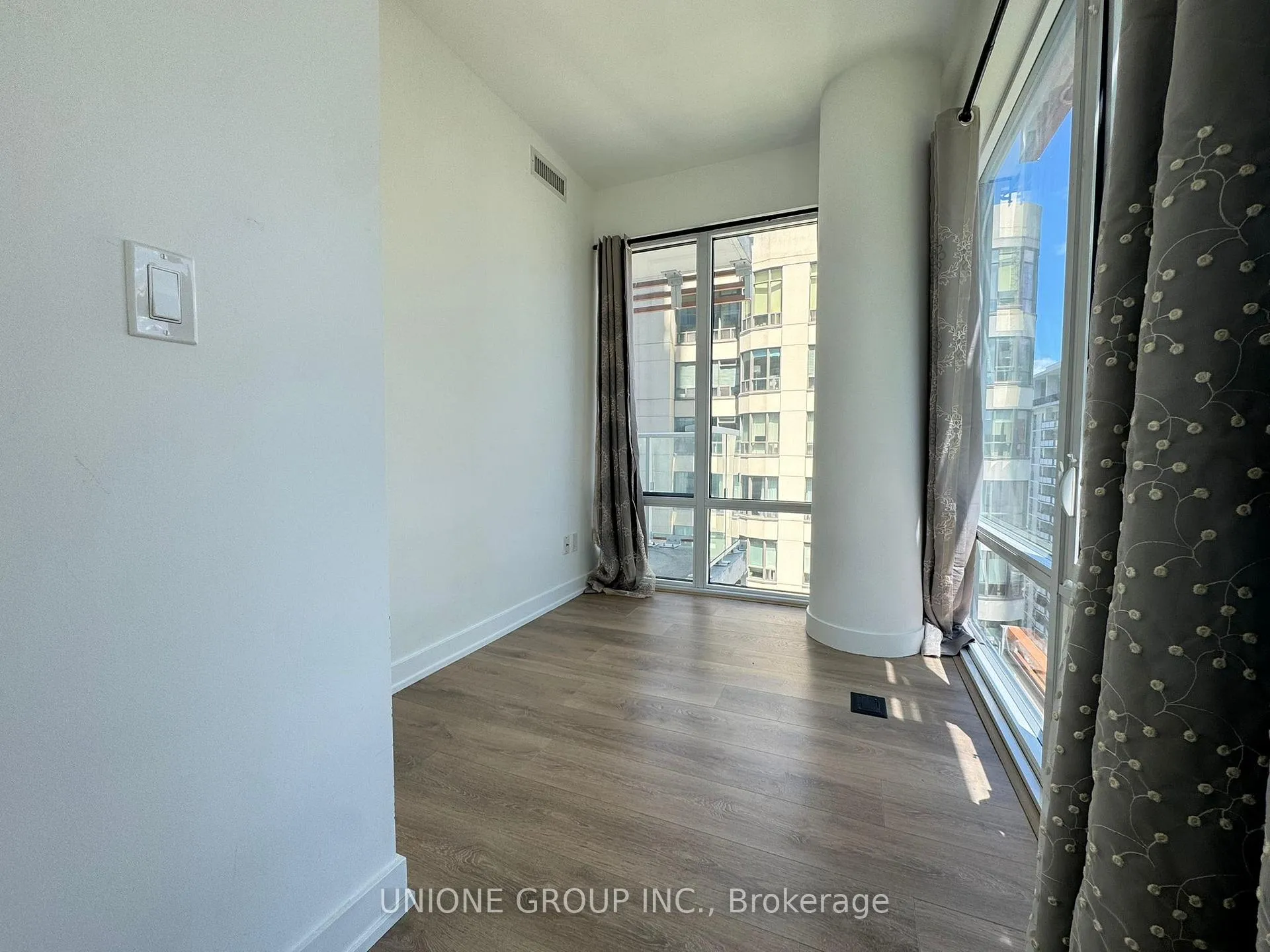 Photo 6 of Unit 1203, 18 Maitland Terrace, Toronto, Church-Yonge Corridor — HOMEH