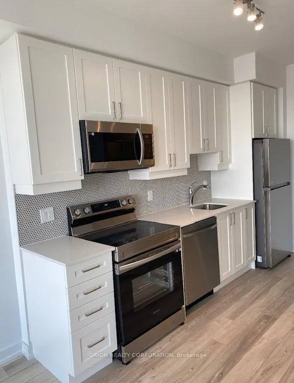 Photo 5 of Unit 1604, 1480 Bayly Street, Pickering, Bay Ridges — HOMEH