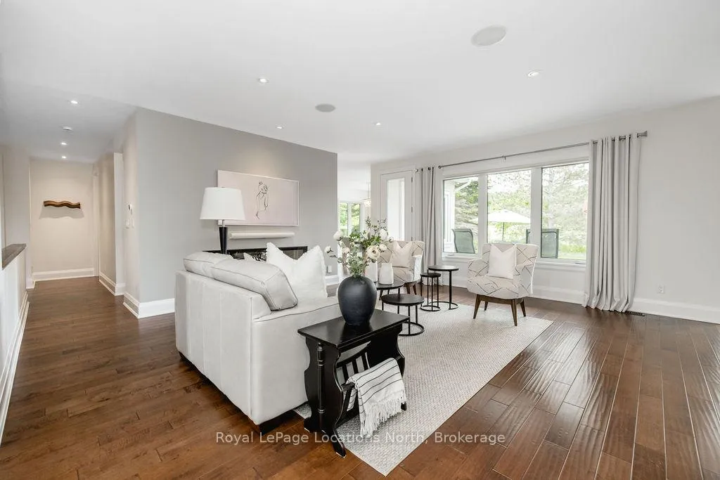 Photo 5 of 122 Augusta Crescent, Blue Mountains — HOMEH