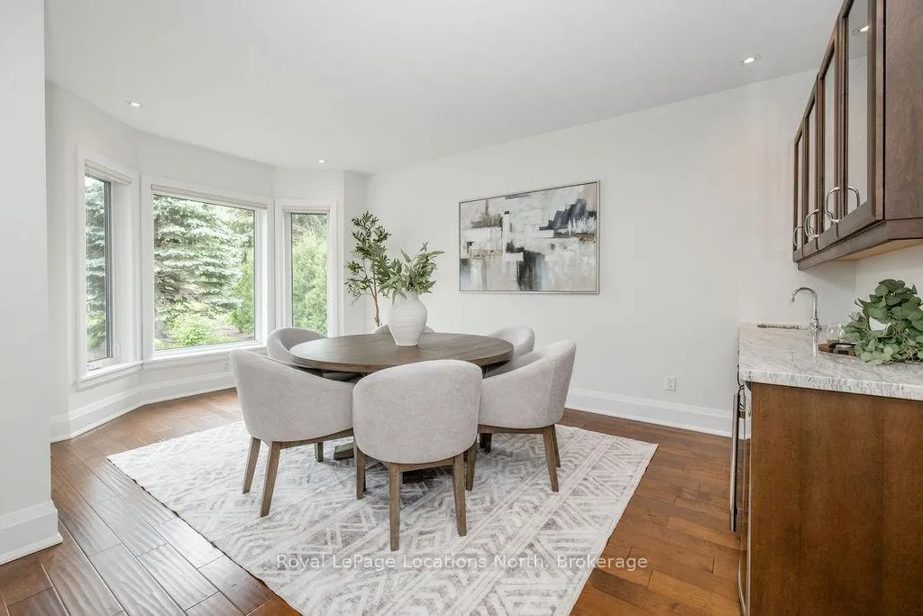Photo 8 of 122 Augusta Crescent, Blue Mountains — HOMEH
