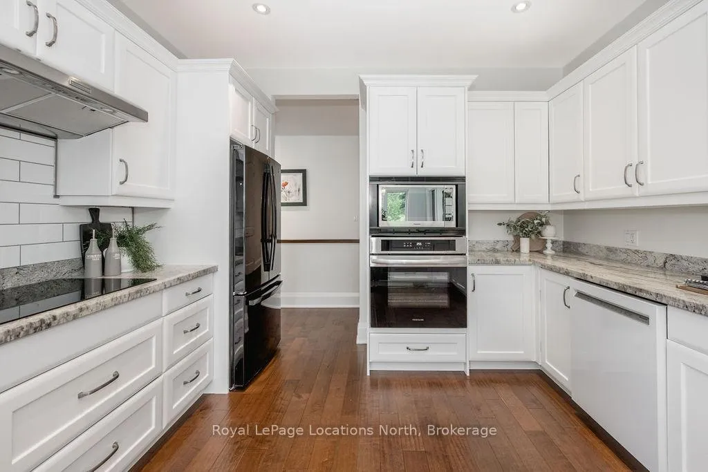 Photo 13 of 122 Augusta Crescent, Blue Mountains — HOMEH