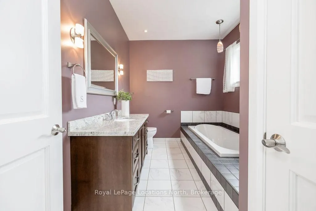 Photo 24 of 122 Augusta Crescent, Blue Mountains — HOMEH
