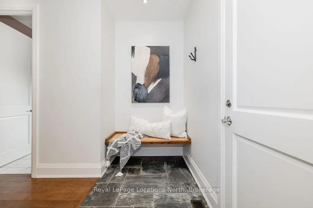 Photo 25 of 122 Augusta Crescent, Blue Mountains — HOMEH