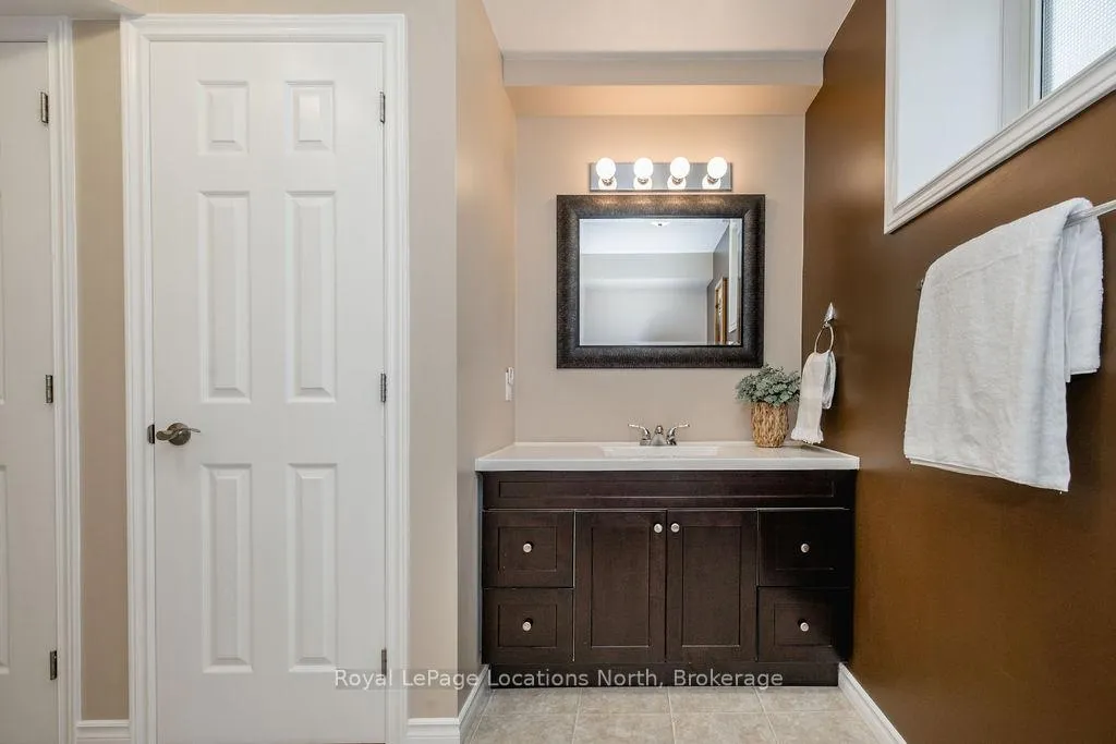 Photo 36 of 122 Augusta Crescent, Blue Mountains — HOMEH