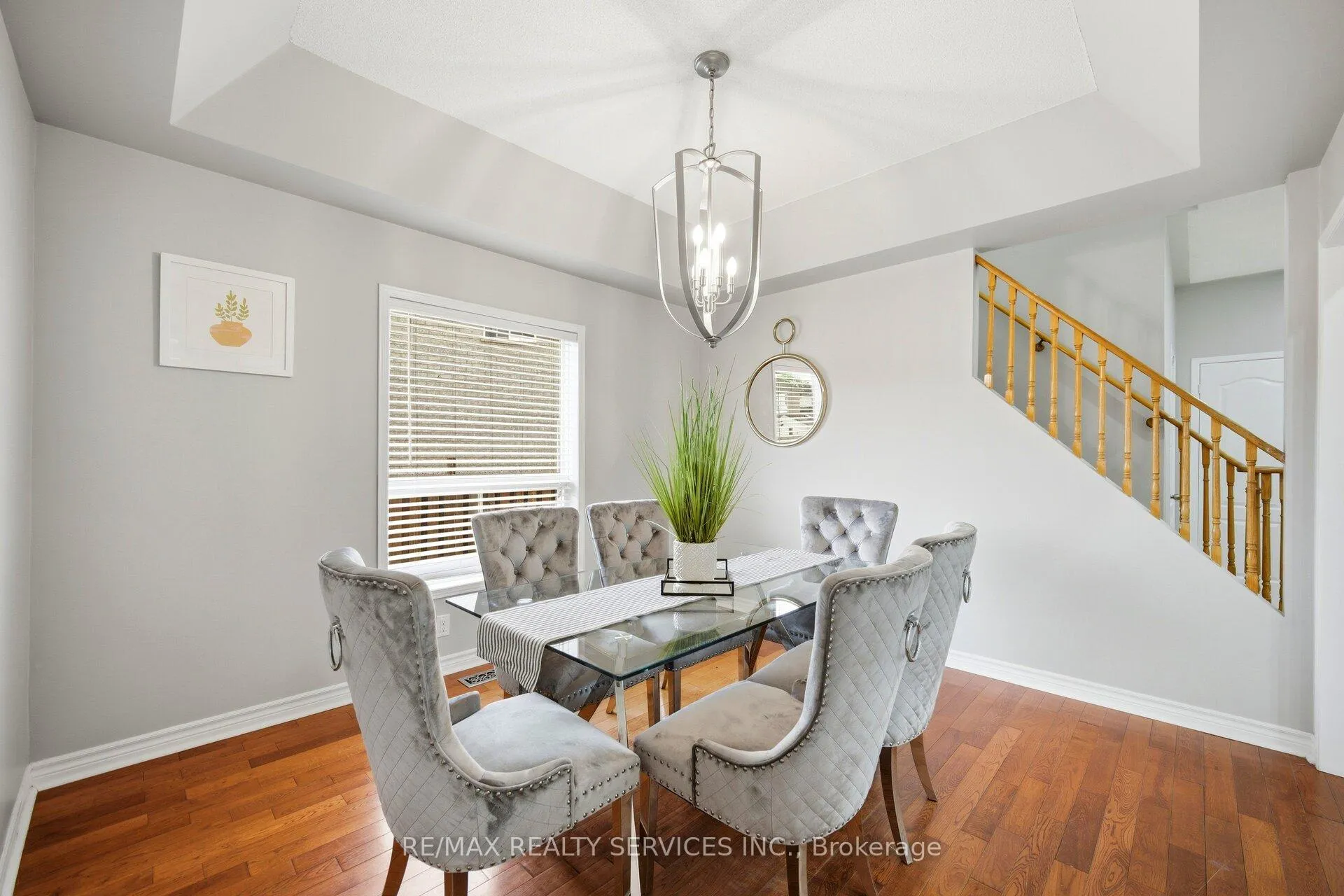Photo 5 of 104 Sundridge Street, Brampton, Snelgrove — HOMEH