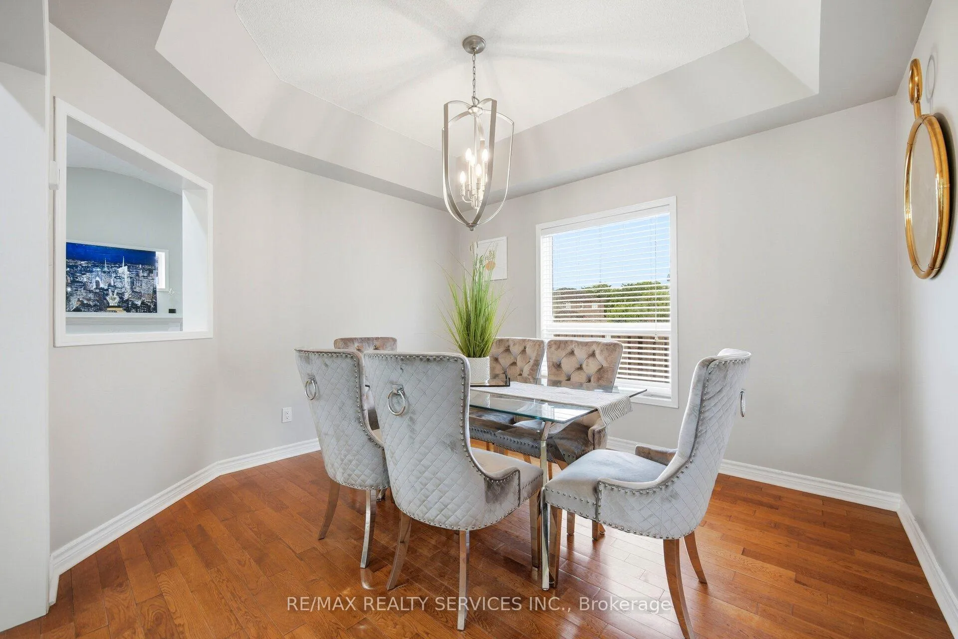 Photo 6 of 104 Sundridge Street, Brampton, Snelgrove — HOMEH