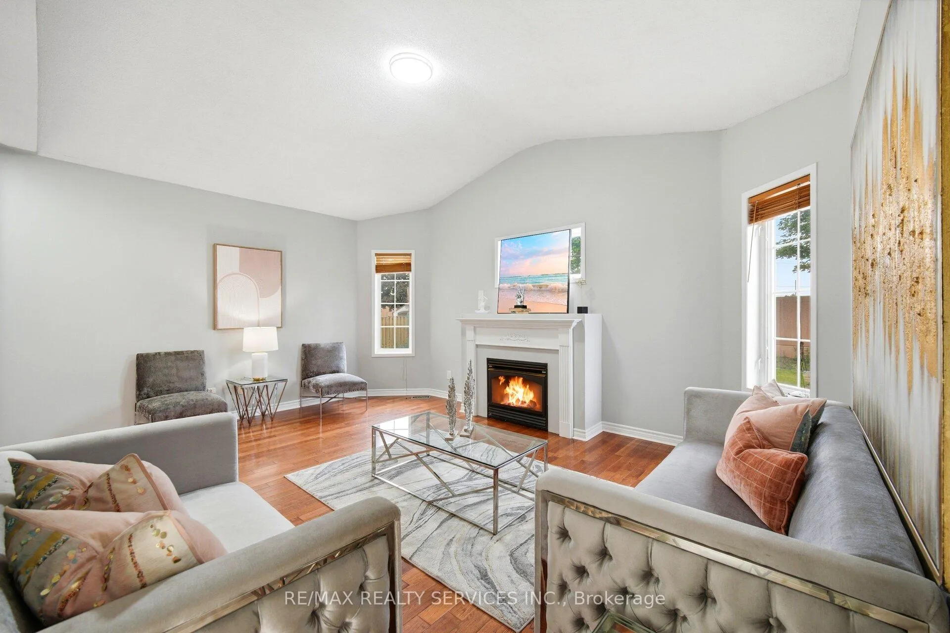Photo 13 of 104 Sundridge Street, Brampton, Snelgrove — HOMEH