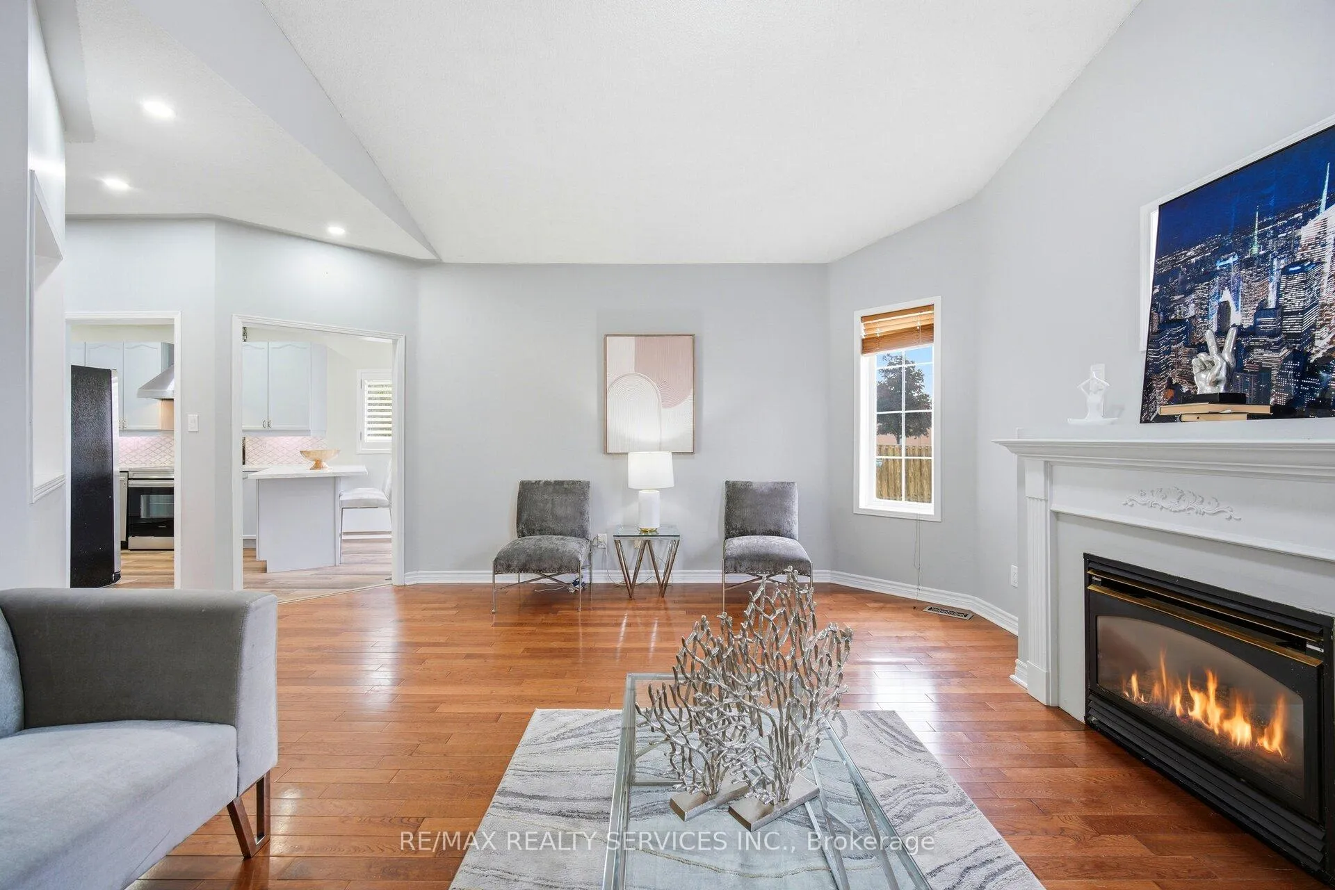 Photo 14 of 104 Sundridge Street, Brampton, Snelgrove — HOMEH