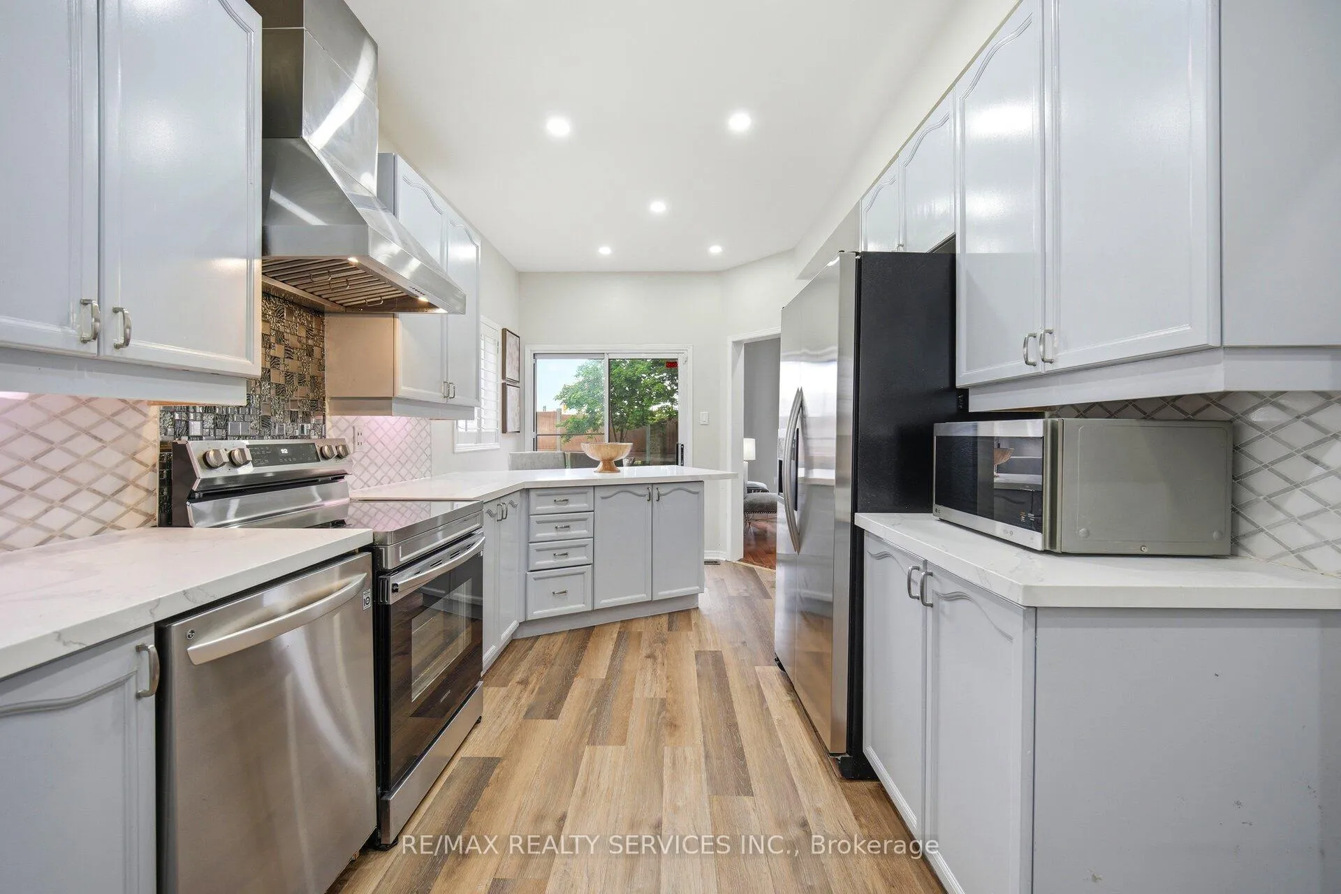 Photo 15 of 104 Sundridge Street, Brampton, Snelgrove — HOMEH