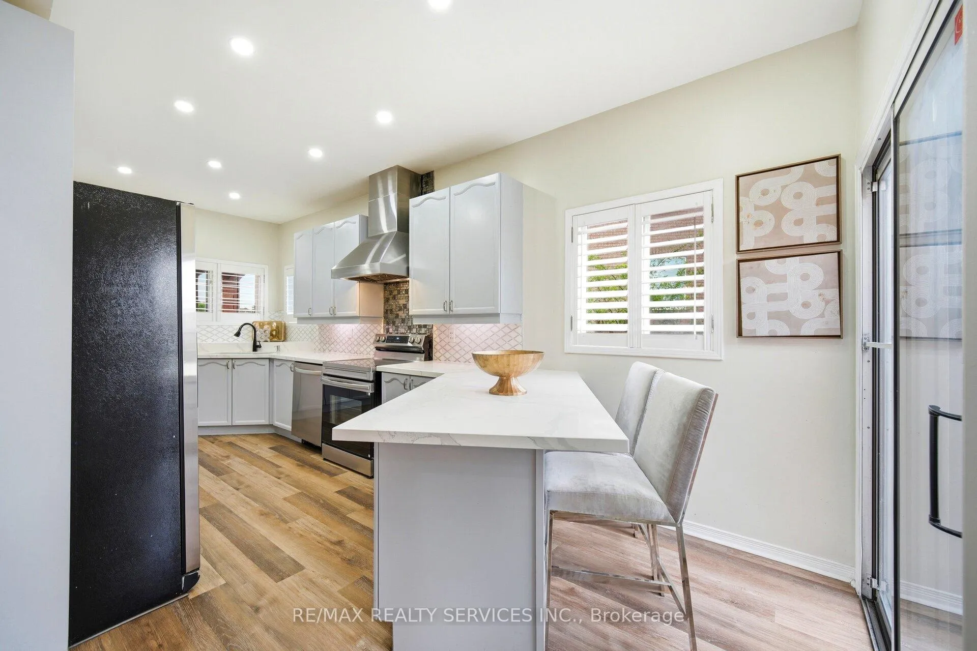Photo 16 of 104 Sundridge Street, Brampton, Snelgrove — HOMEH