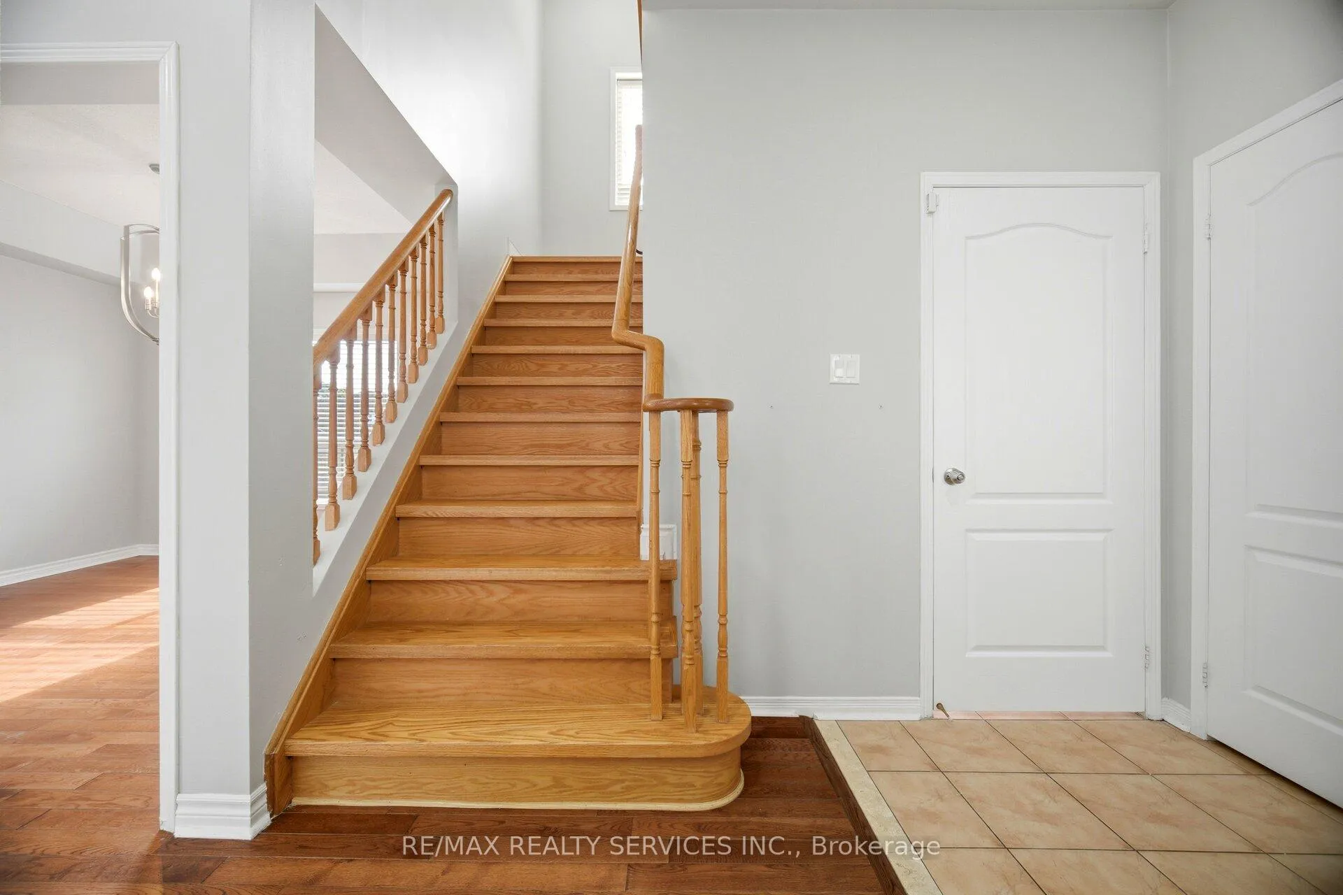 Photo 21 of 104 Sundridge Street, Brampton, Snelgrove — HOMEH