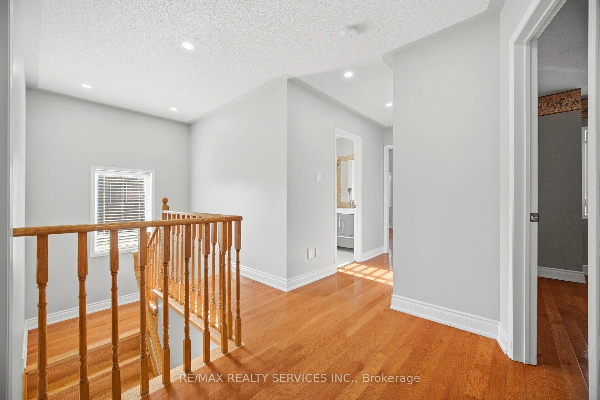 Photo 22 of 104 Sundridge Street, Brampton, Snelgrove — HOMEH