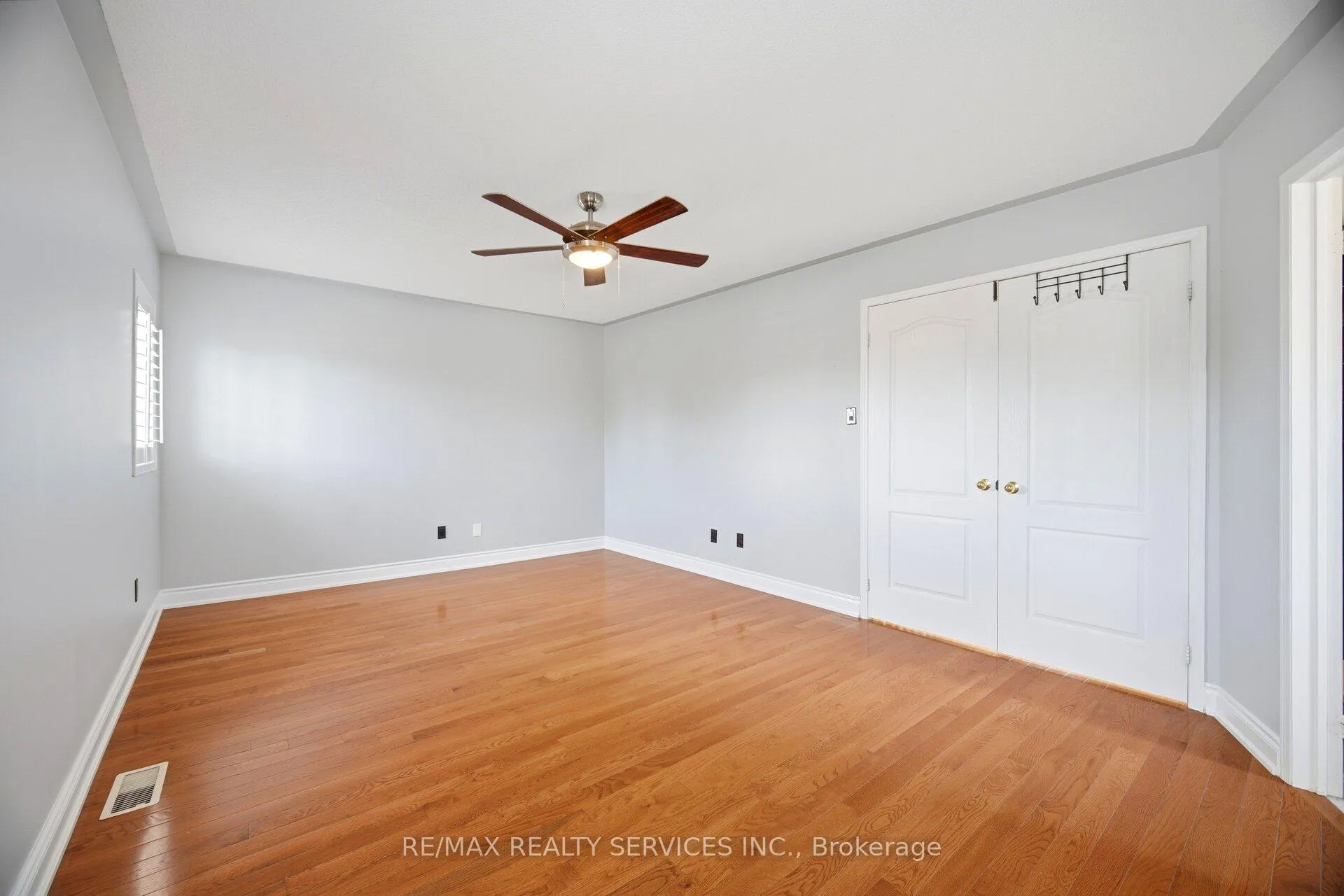 Photo 24 of 104 Sundridge Street, Brampton, Snelgrove — HOMEH